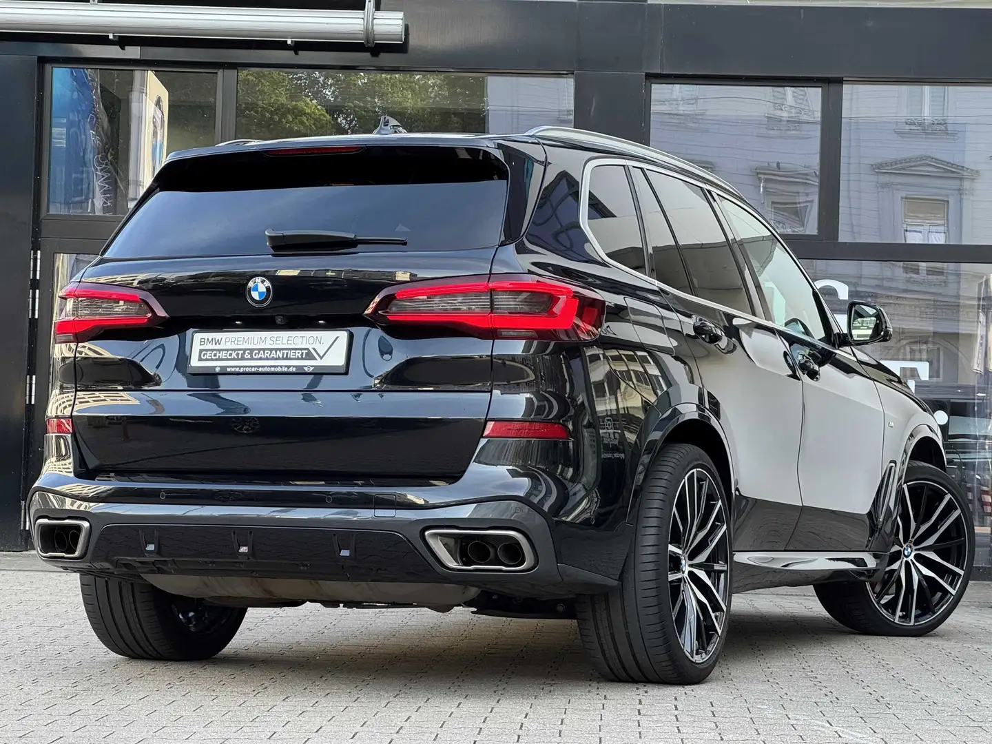 BMW X5 M 50i Laser SkyPano PA+ DA Prof Luft. B&W 22" Noir - 2