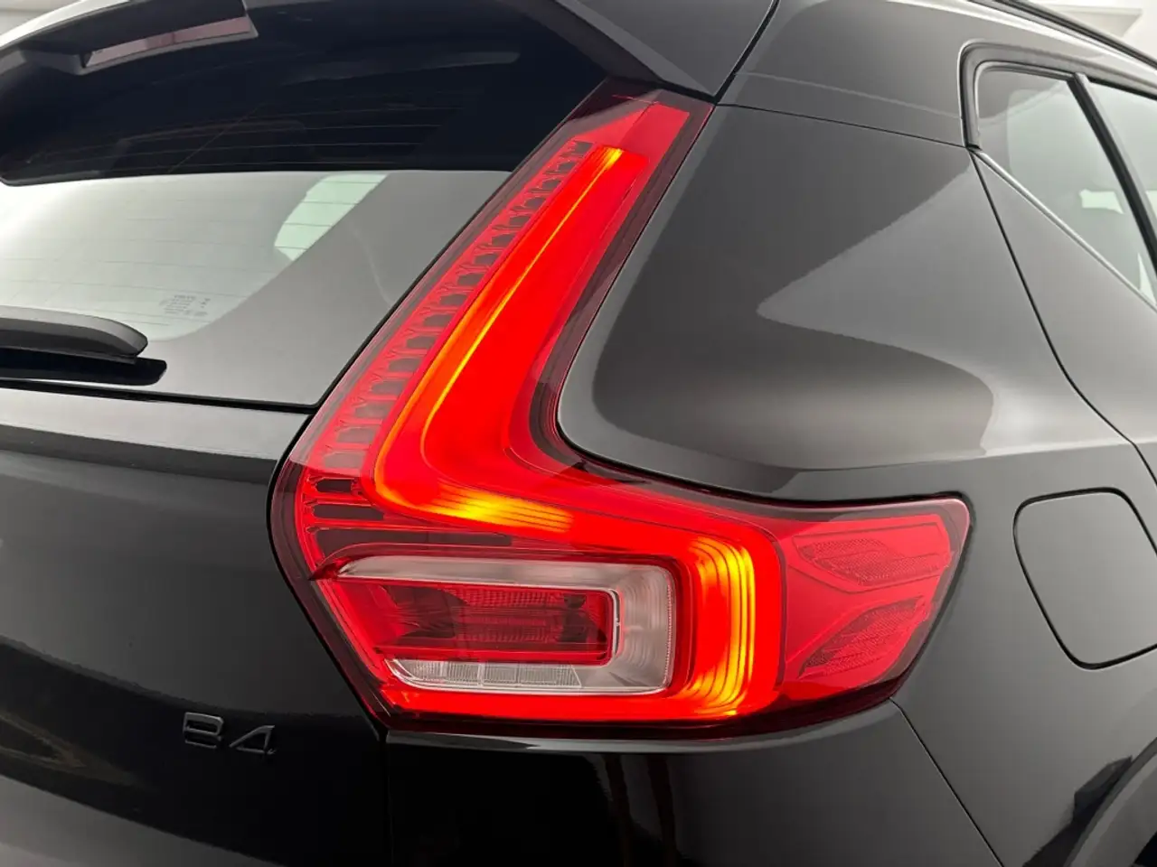 Volvo XC40 2026 — фото 12