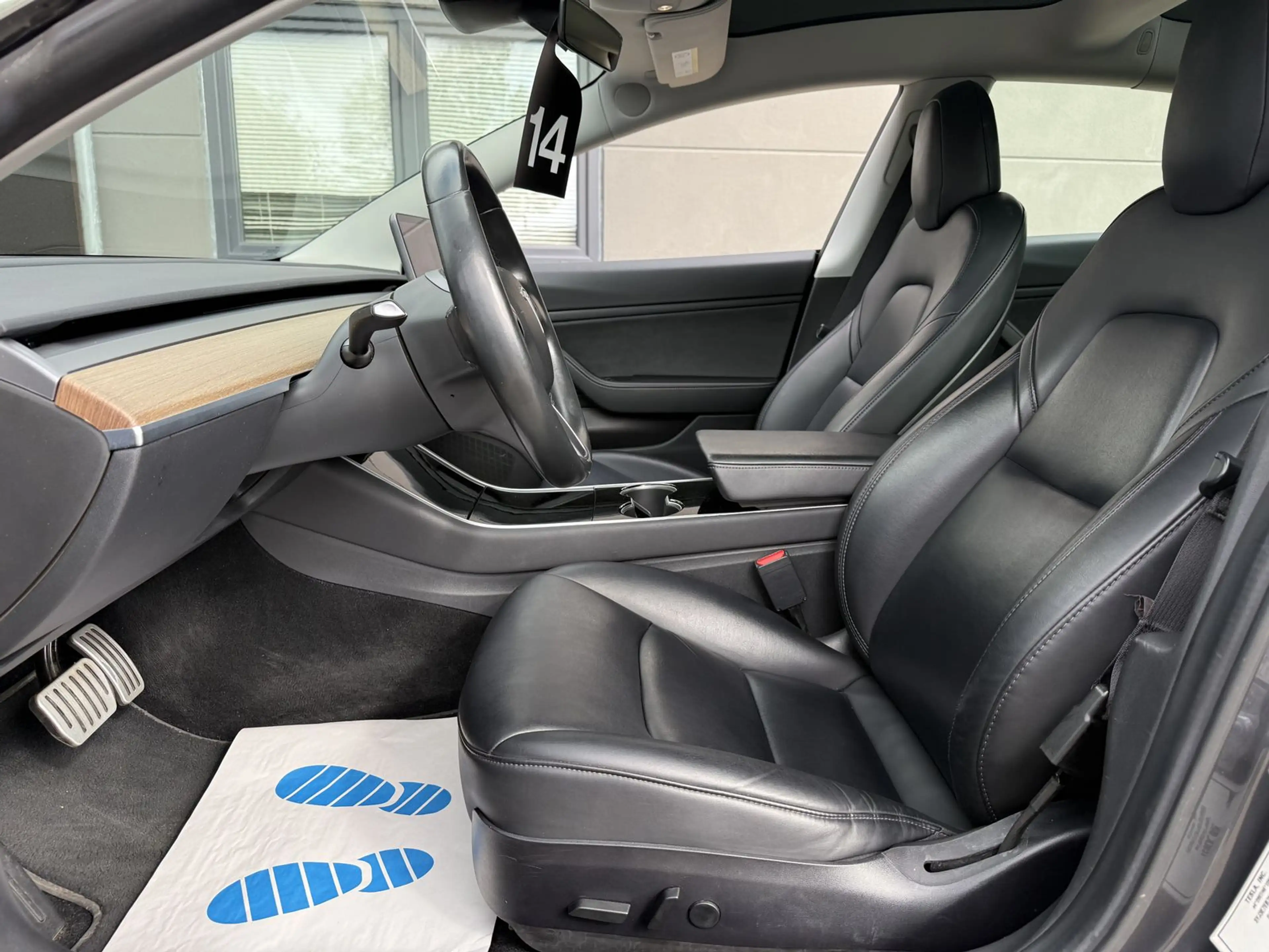 Tesla Model 3 Performance Long Range Dual AWD — photo 11
