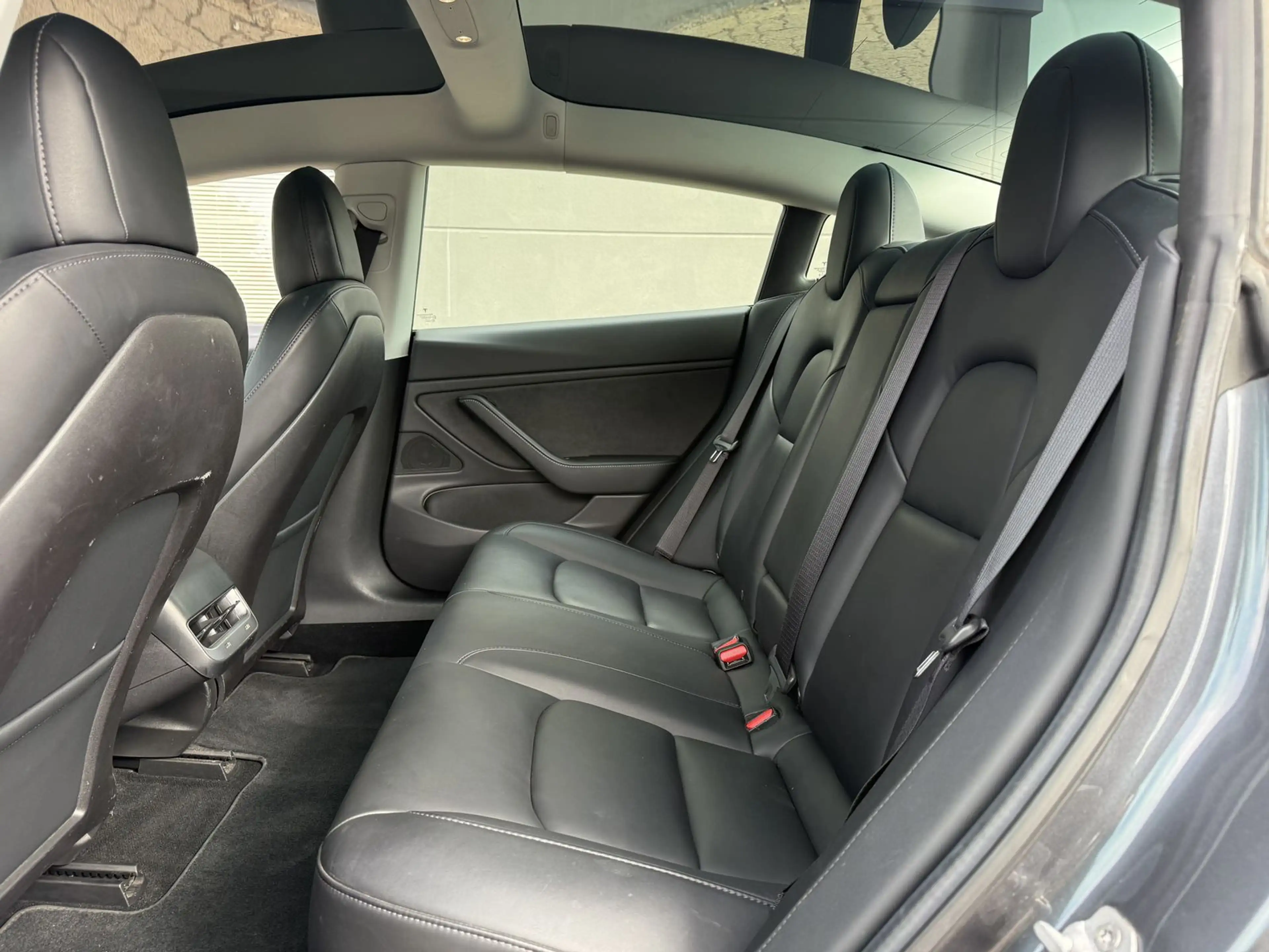 Tesla Model 3 Performance Long Range Dual AWD — photo 15