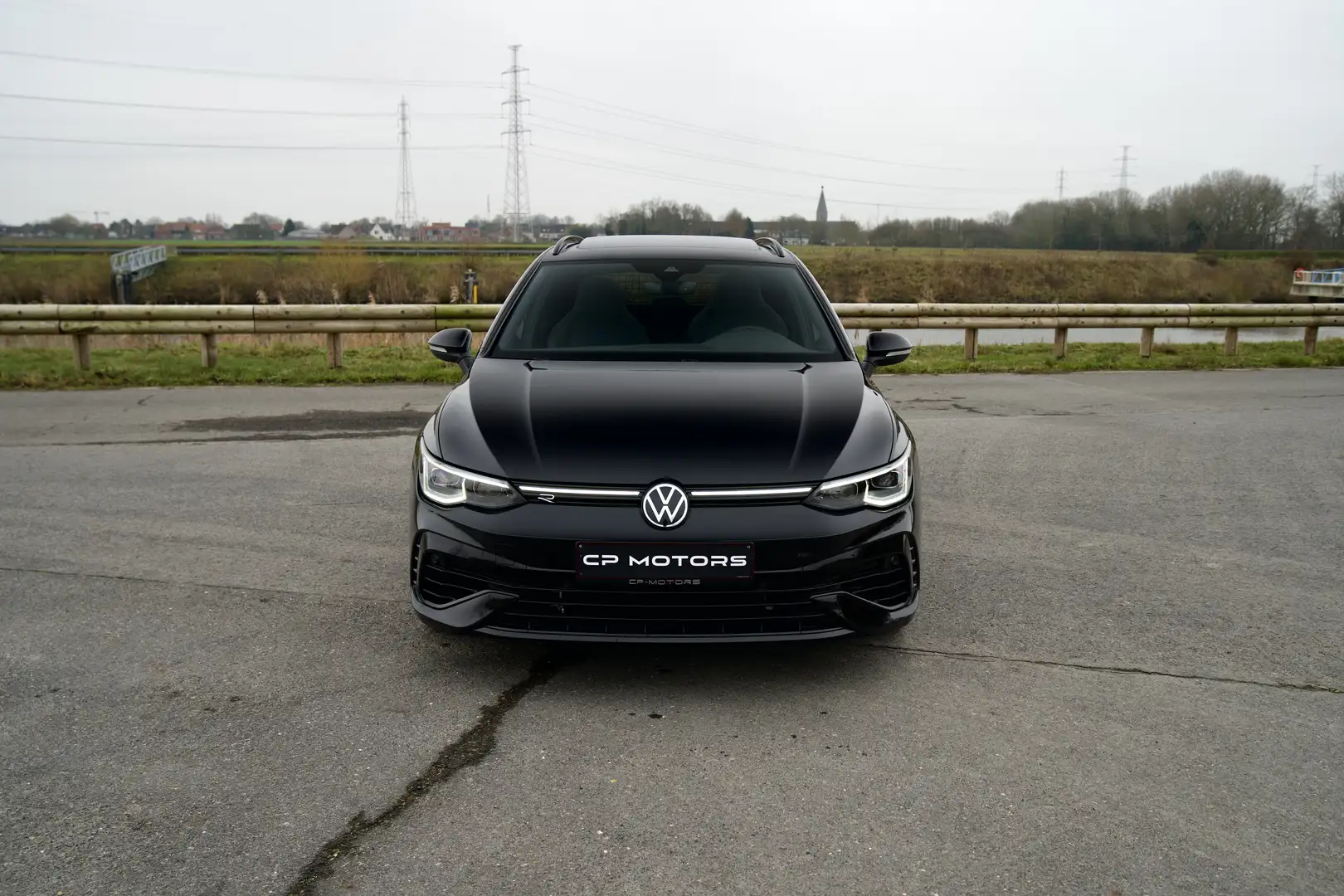 Volkswagen Golf R 8 VARIANT | 4MOTION | PANO | IQ LIGHTS | CAMERA Noir - 2