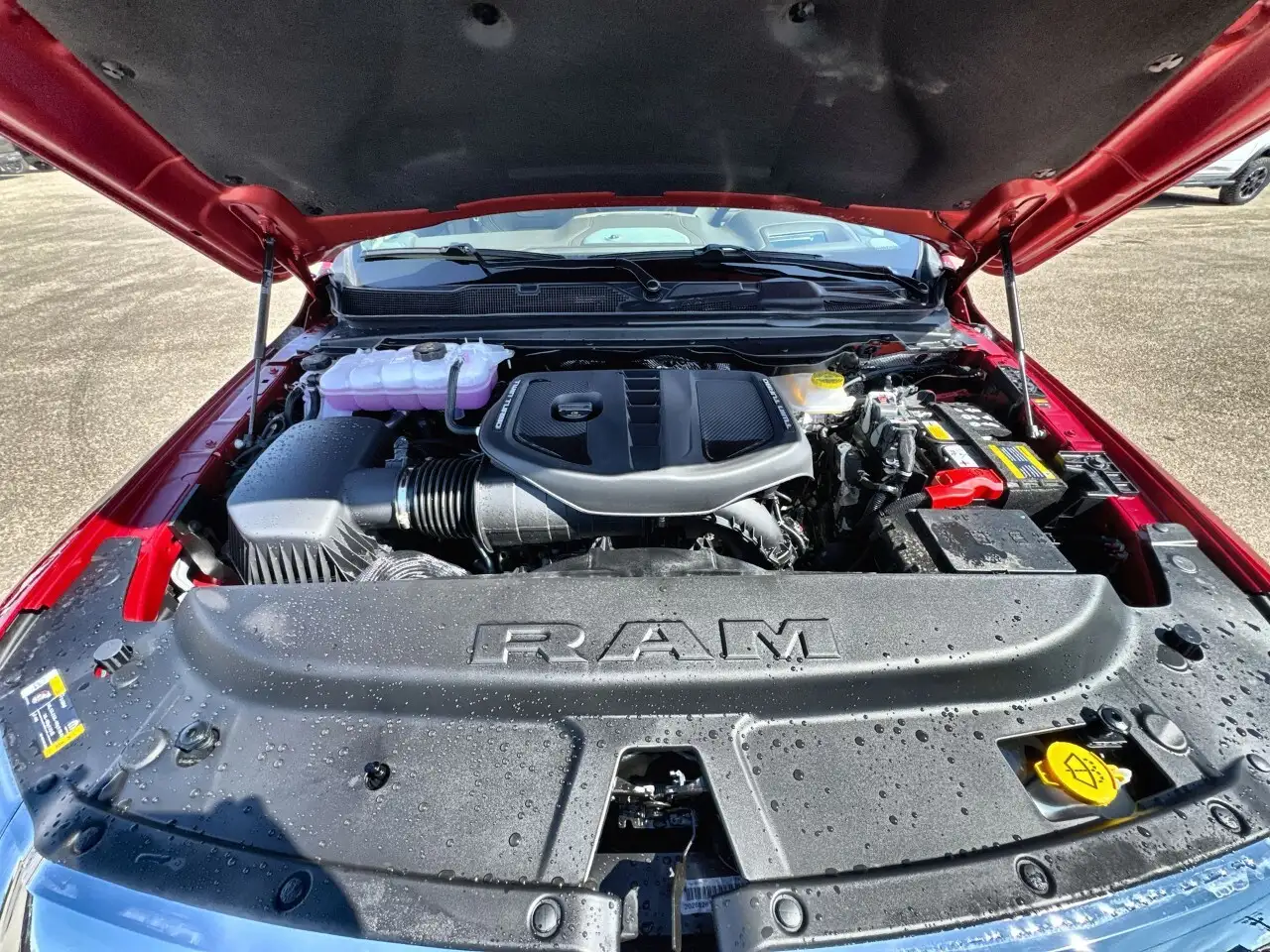 RAM 1500 снимка RAM 1500