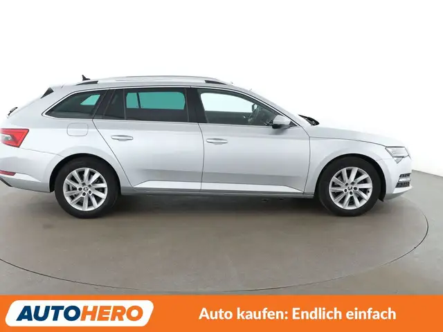 Skoda Superb view 7