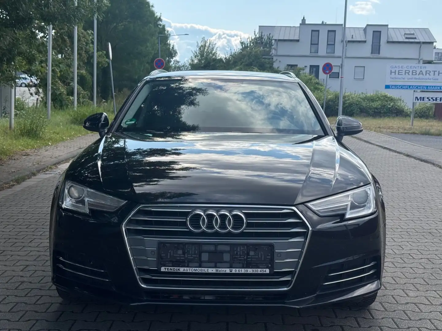 Audi A4 Avant sport Tempomat Bi-Xenon ELHK Schwarz - 2