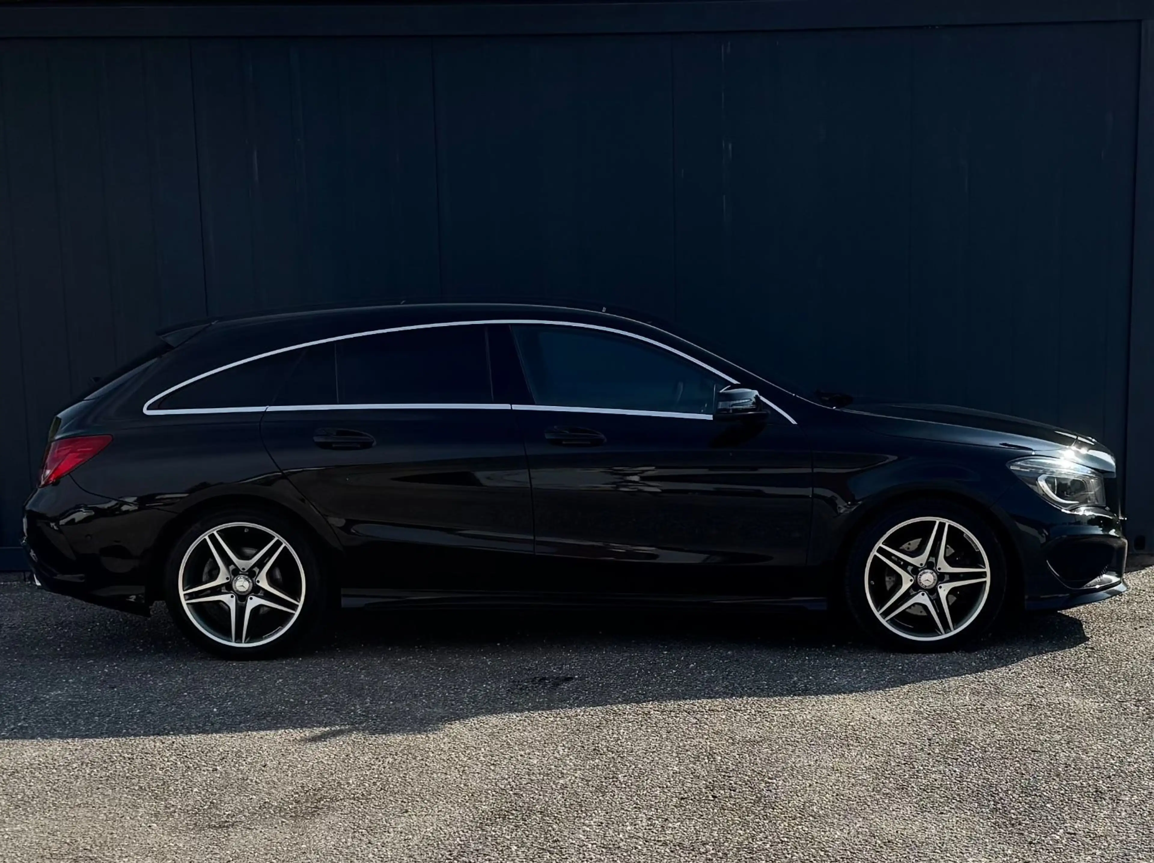 Mercedes-Benz CLA 220 CLA 220 ShootingBrake*AMG-Line*Panorama*Garantie — photo 9