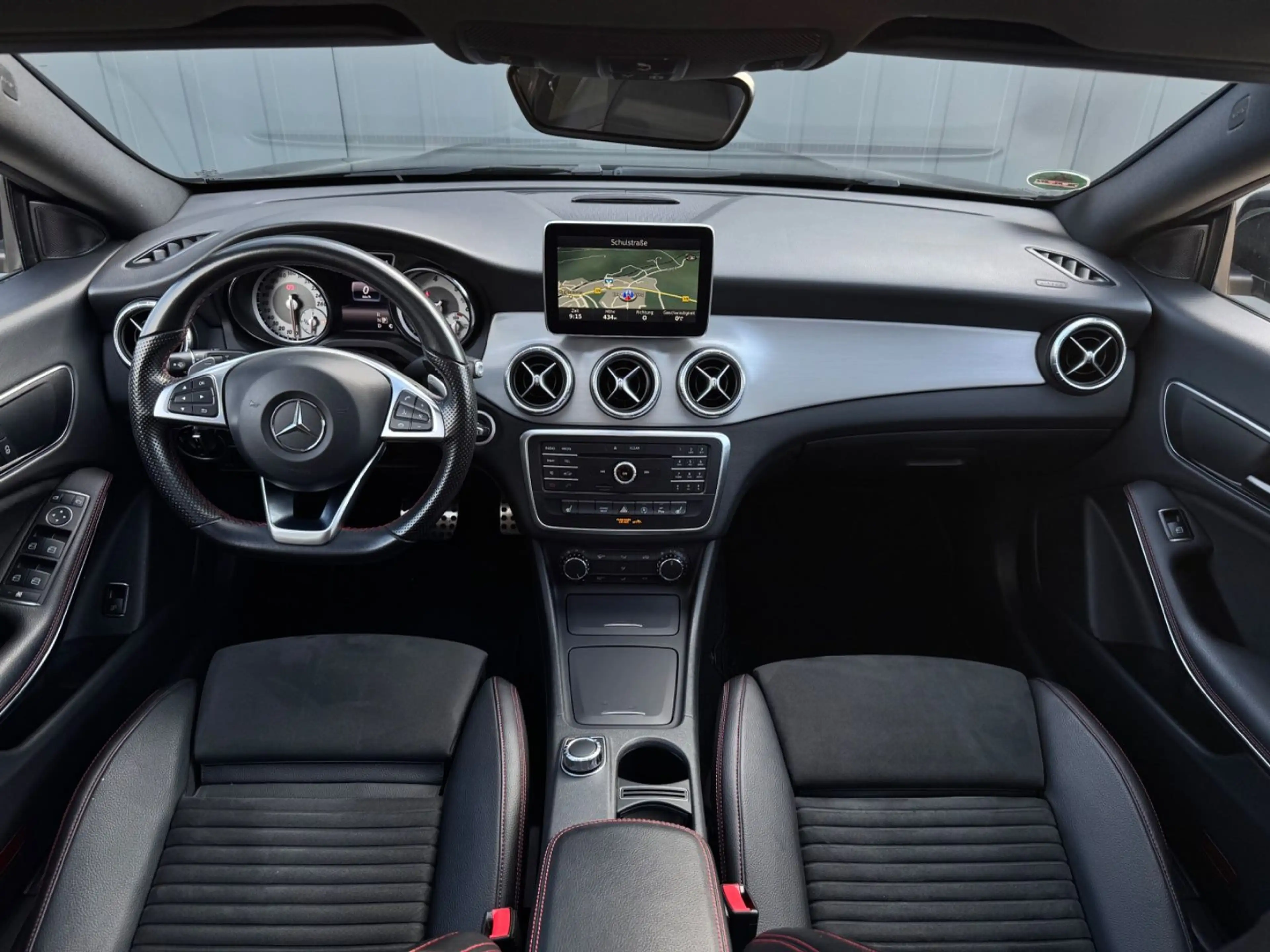 Mercedes-Benz CLA 220 CLA 220 ShootingBrake*AMG-Line*Panorama*Garantie — photo 11