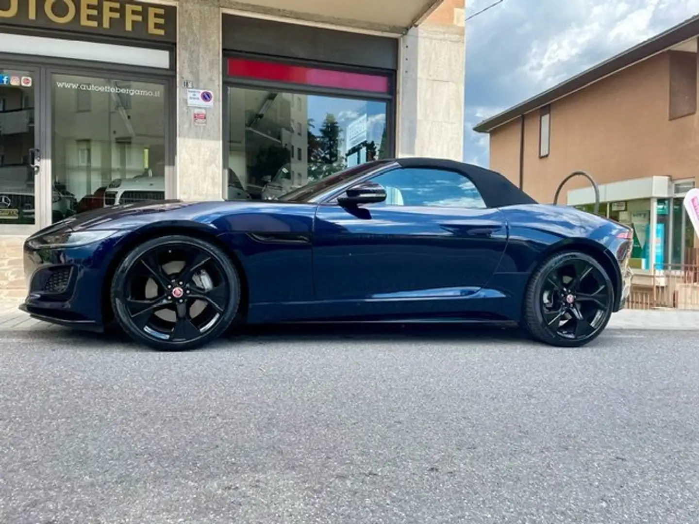 Jaguar F-Type Cabrio 2.0 i4 300CV AUTO R-DYNAMIC *4.600 KM* IVA! Bleu - 2