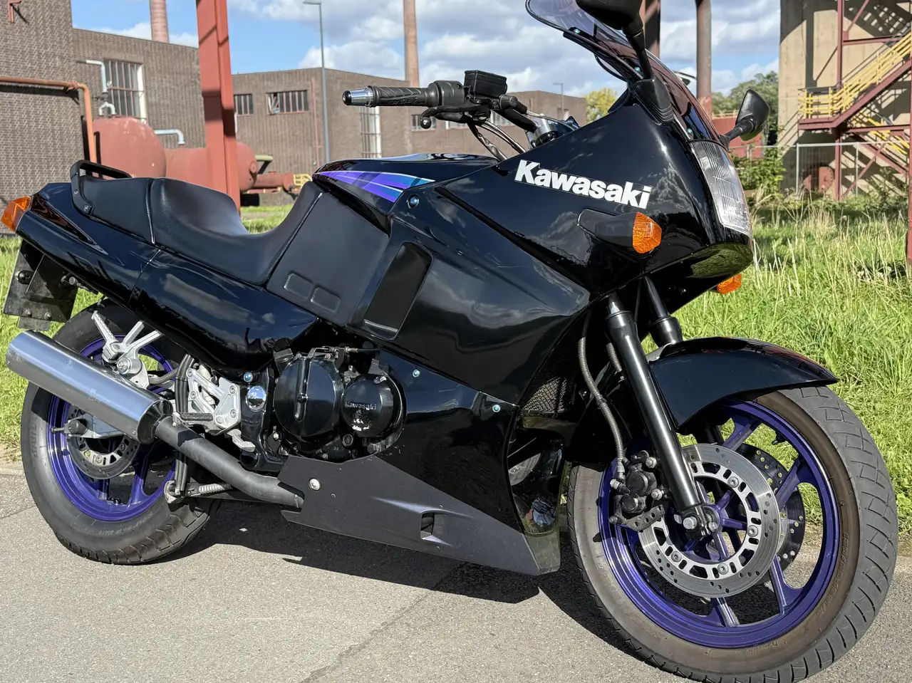 Kawasaki GPX 600 R