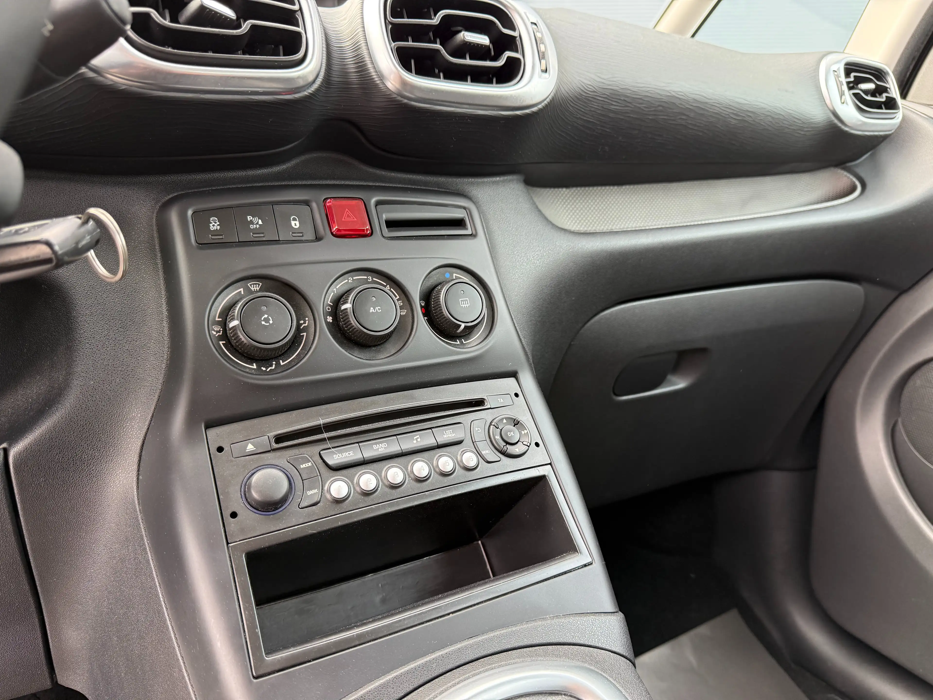 Citroen C3 Picasso Tendance*1.Besitz*Nur 41.000KM*Pickerl NEU* — photo 15