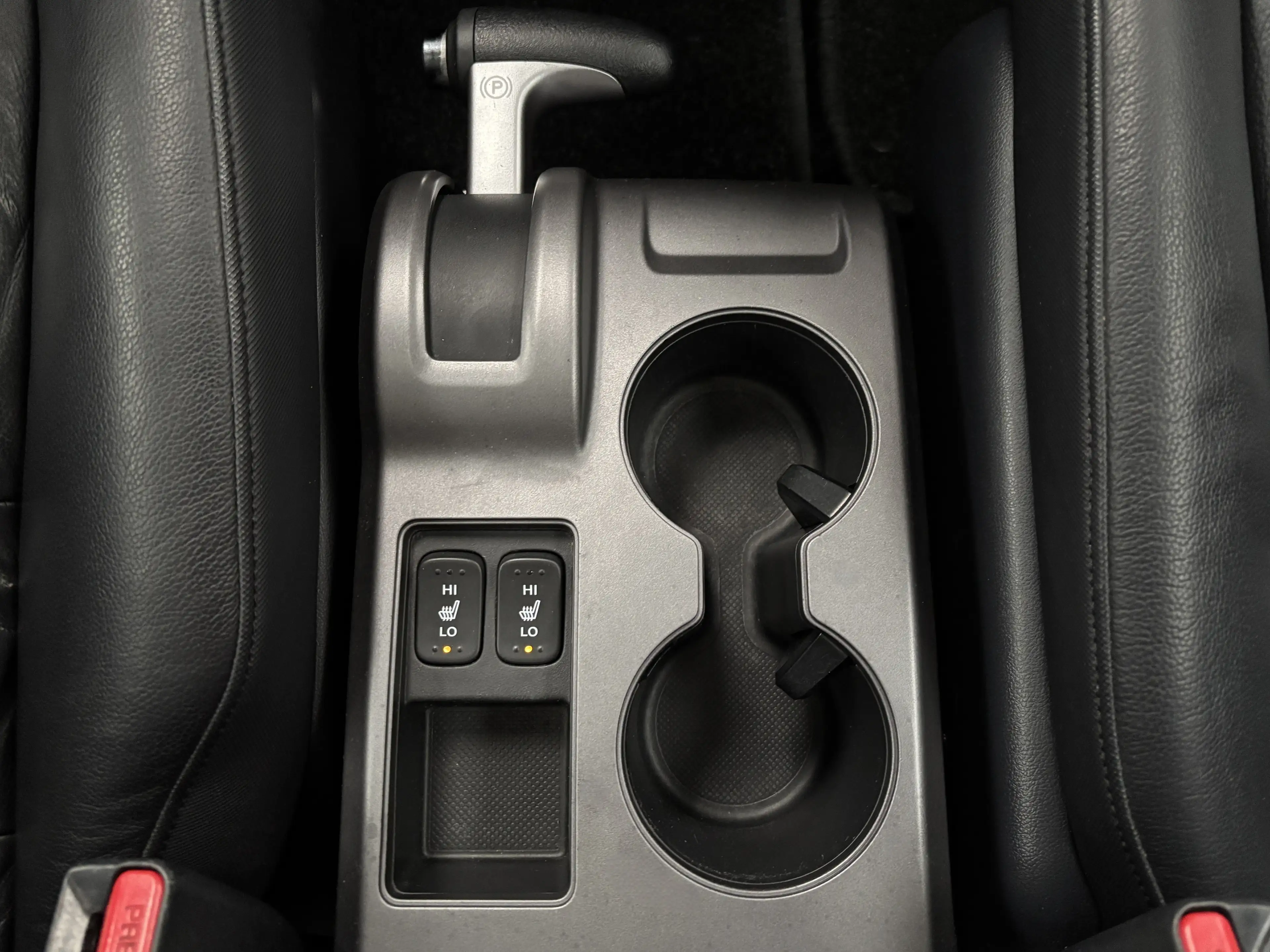 Honda CR-V 2.0i Executive Goed onderh. | Trekhaak | Stoelverw — photo 37