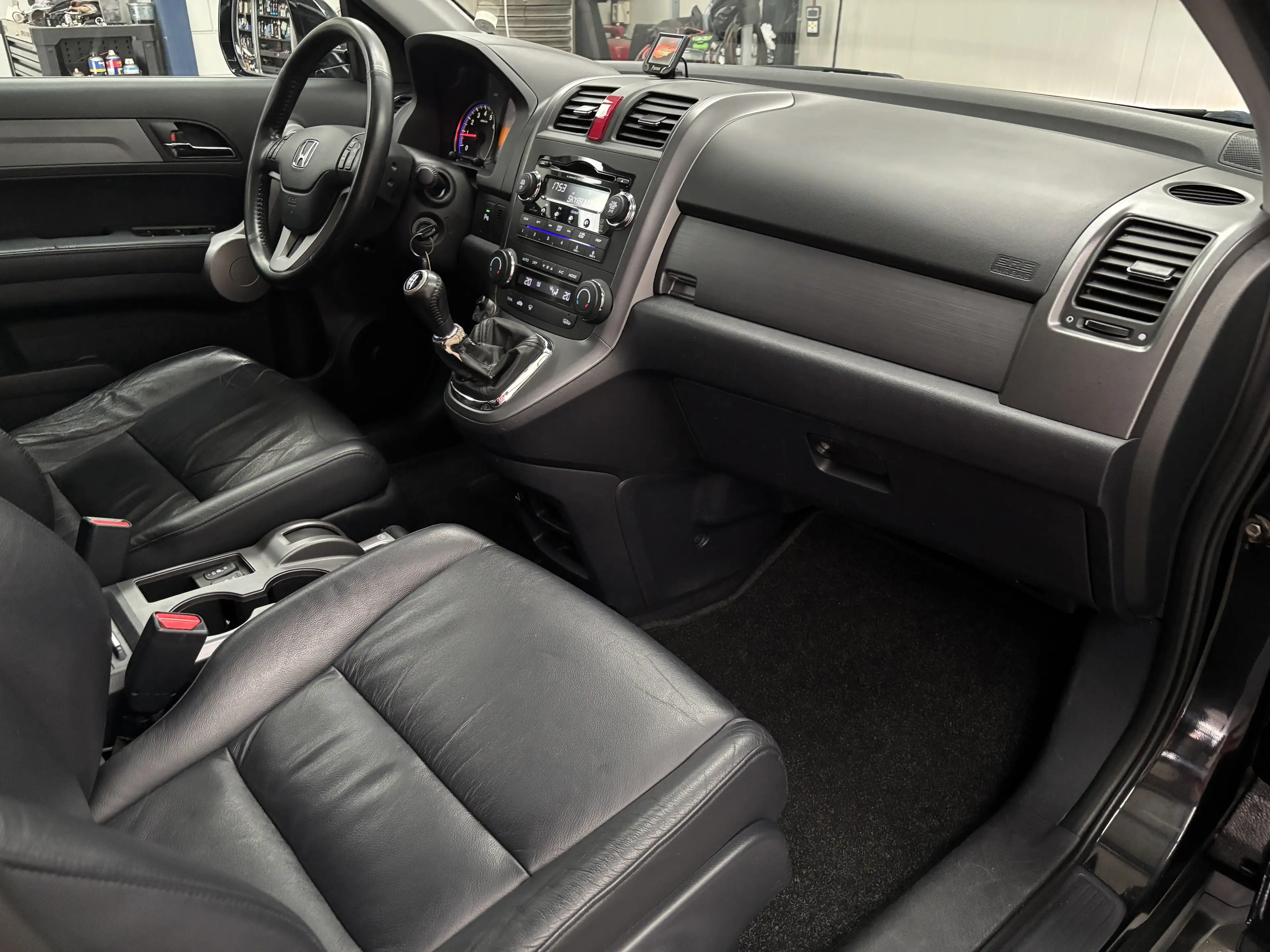 Honda CR-V 2.0i Executive Goed onderh. | Trekhaak | Stoelverw — photo 41