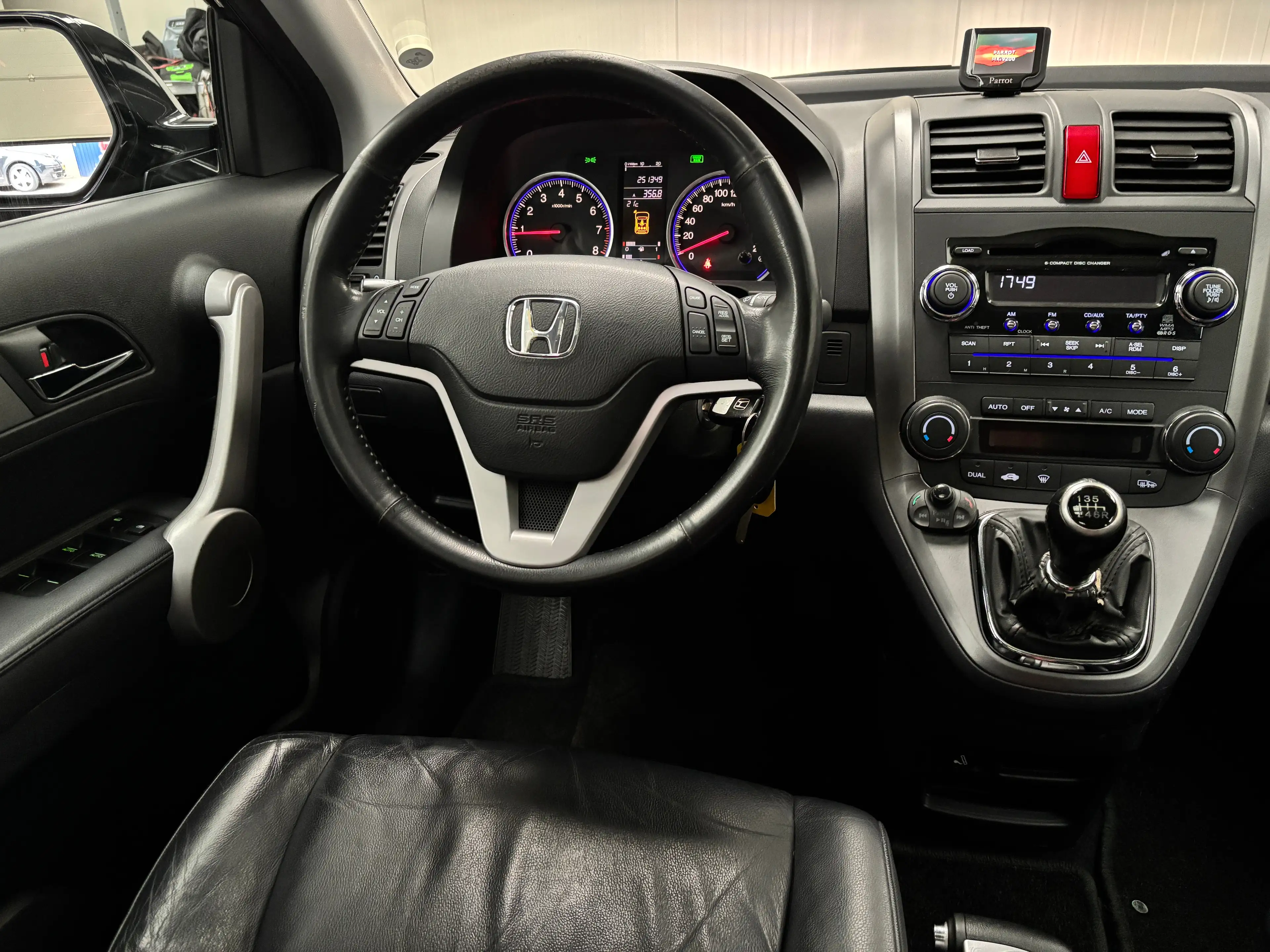 Honda CR-V 2.0i Executive Goed onderh. | Trekhaak | Stoelverw — photo 30