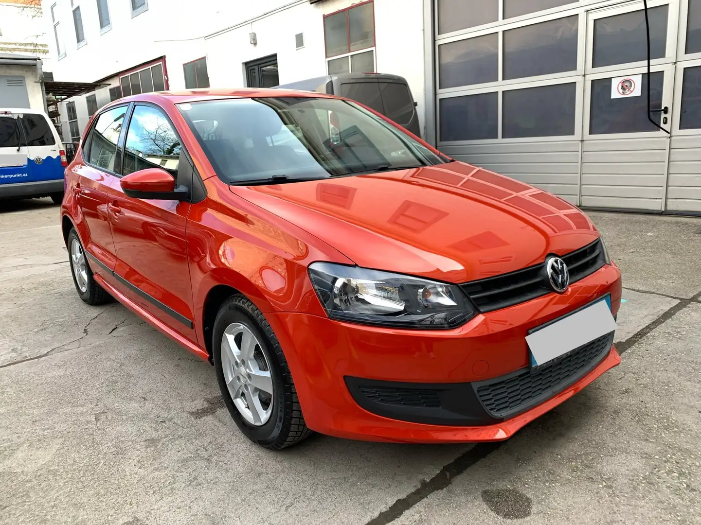 Volkswagen Polo Top gepflegt, sparsam & sofort fahrbereit! - 2