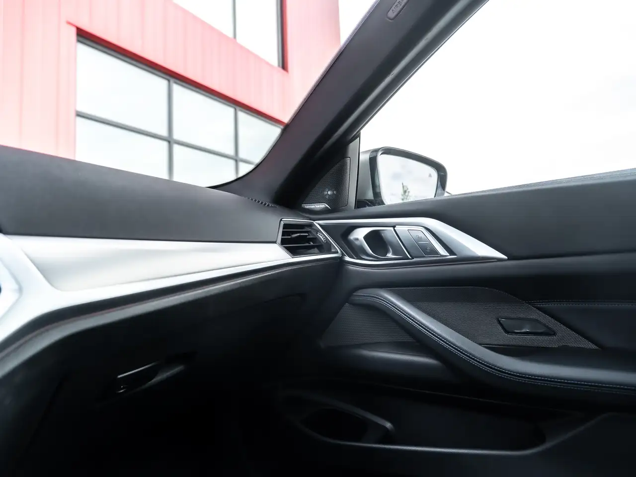 BMW 4 Series photo BMW 4 Series
