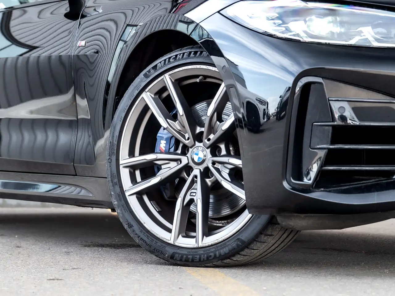 BMW 4 Series photo BMW 4 Series