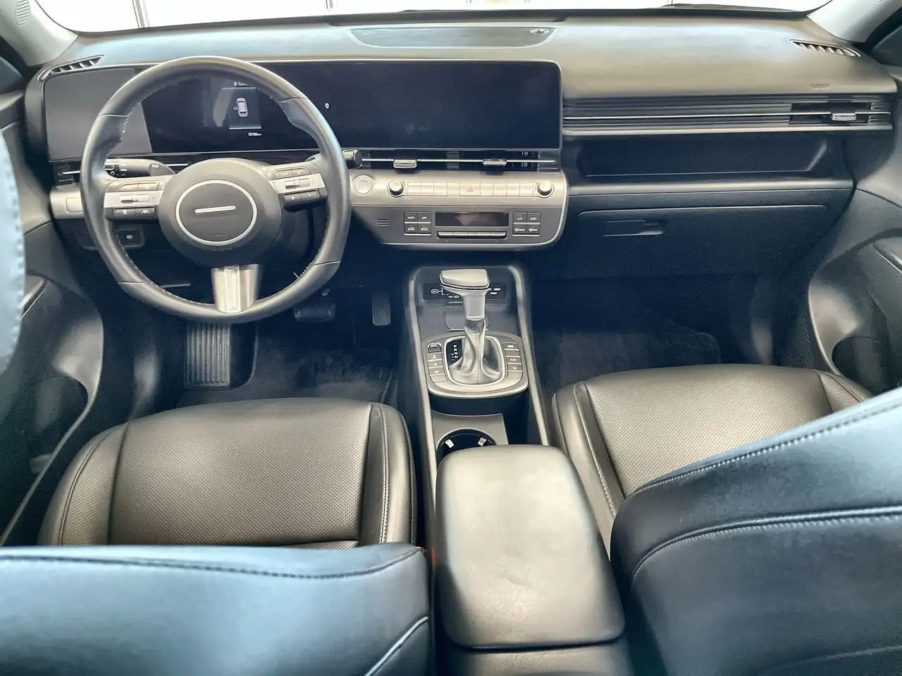 Hyundai KONA снимка Hyundai KONA