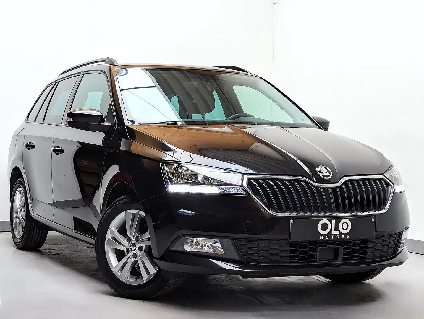 Skoda Fabia Fabia SW 1.0i 75ch Ambition - NAVI-CARPLAY-RADAR Noir - 1