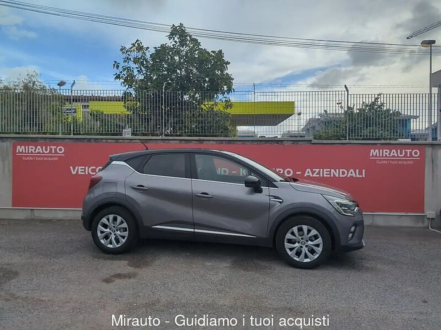 Renault Captur TCe 100 CV GPL FAP Intens Gris - 1