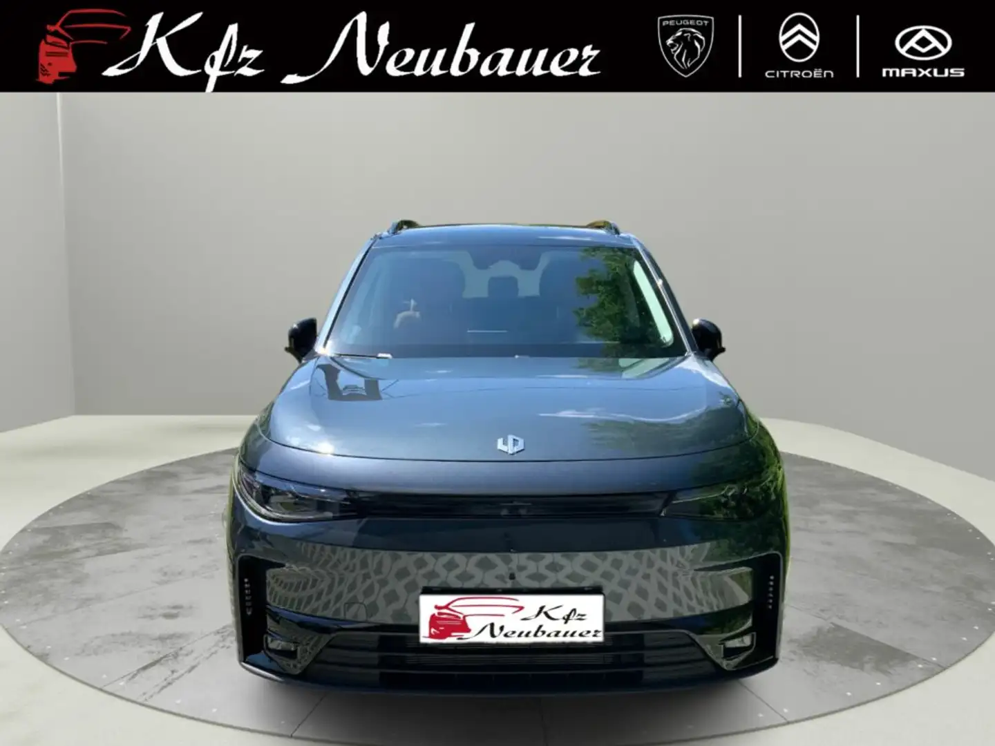 Leapmotor C10 C10 Design Hybrid 974km Reichweite Szary - 2