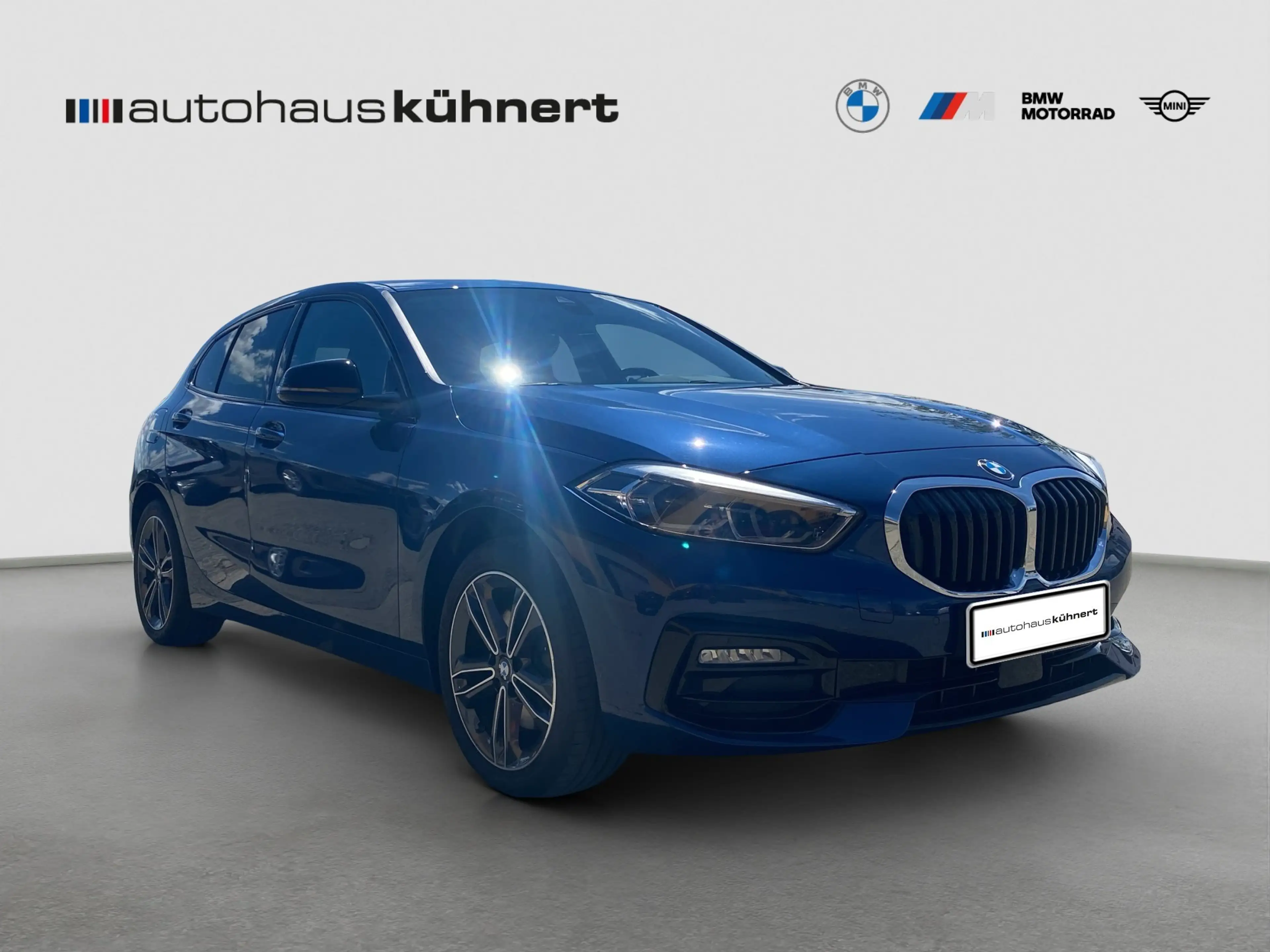 BMW 118 i Sport Line LED SpurAss Navi WLAN — photo 9