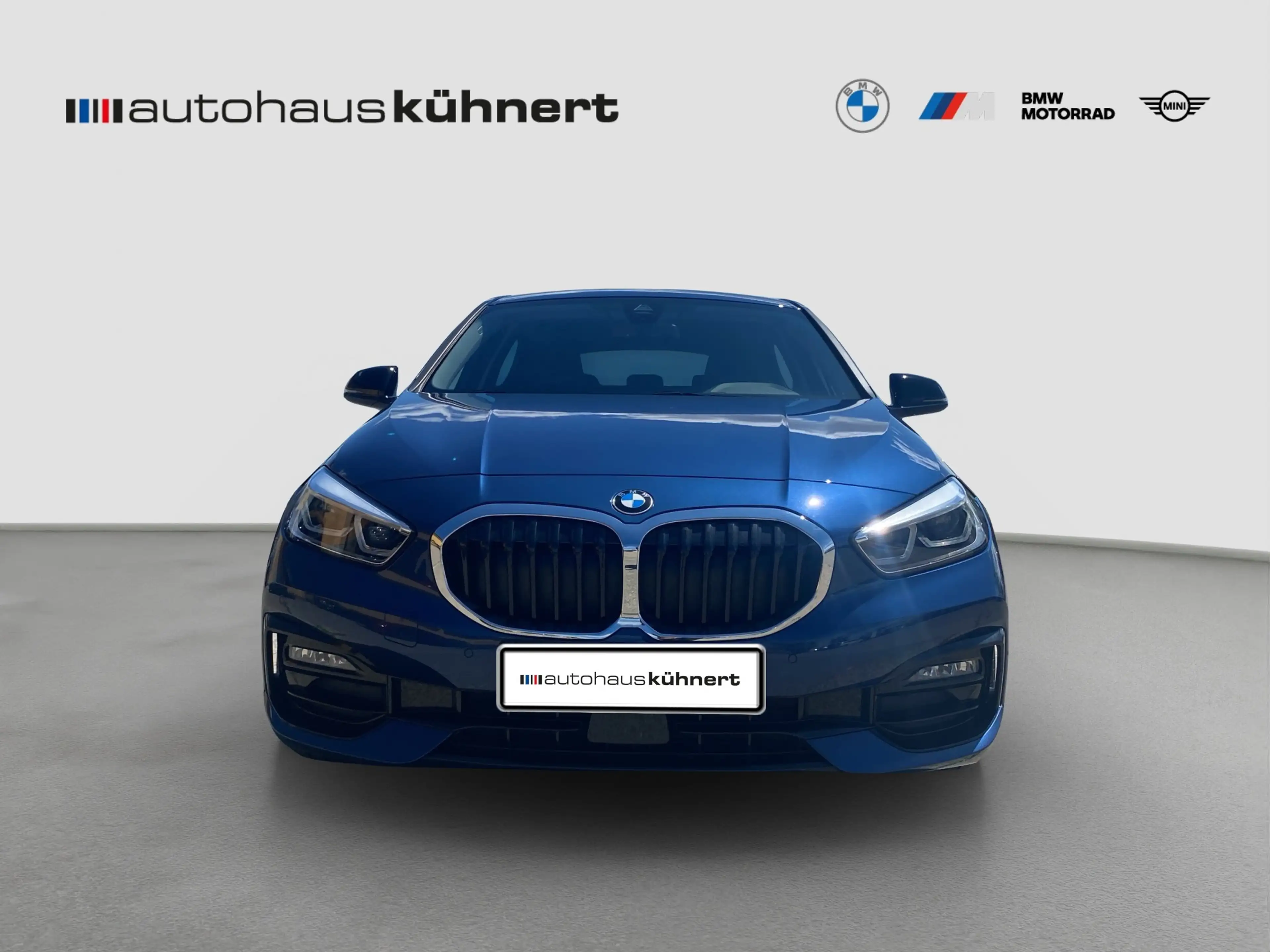 BMW 118 i Sport Line LED SpurAss Navi WLAN — photo 3