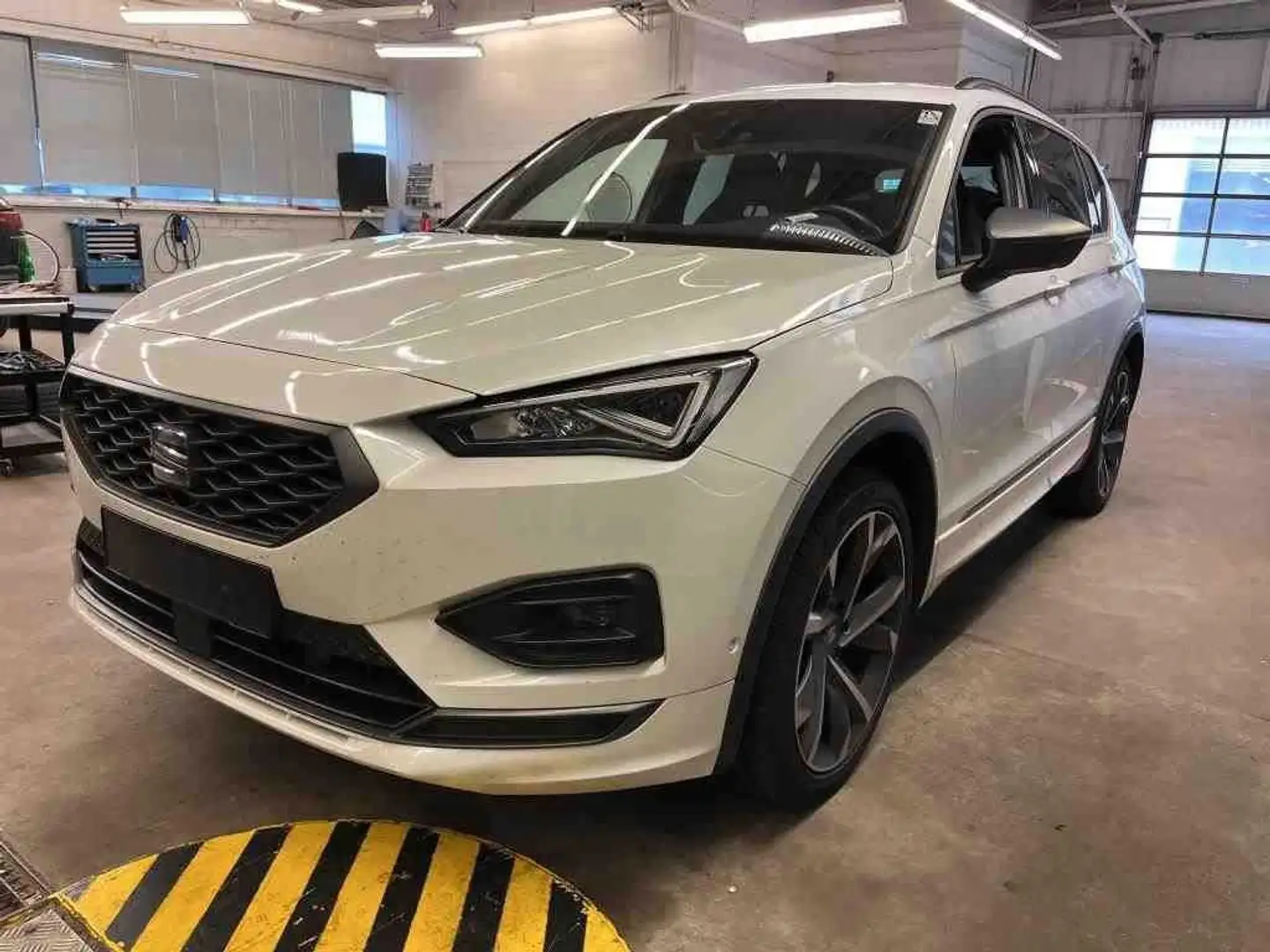 SEAT Tarraco FR-Line 2.0 TDI °AHK°ACC°KEYLESS°RFK° Weiß - 1