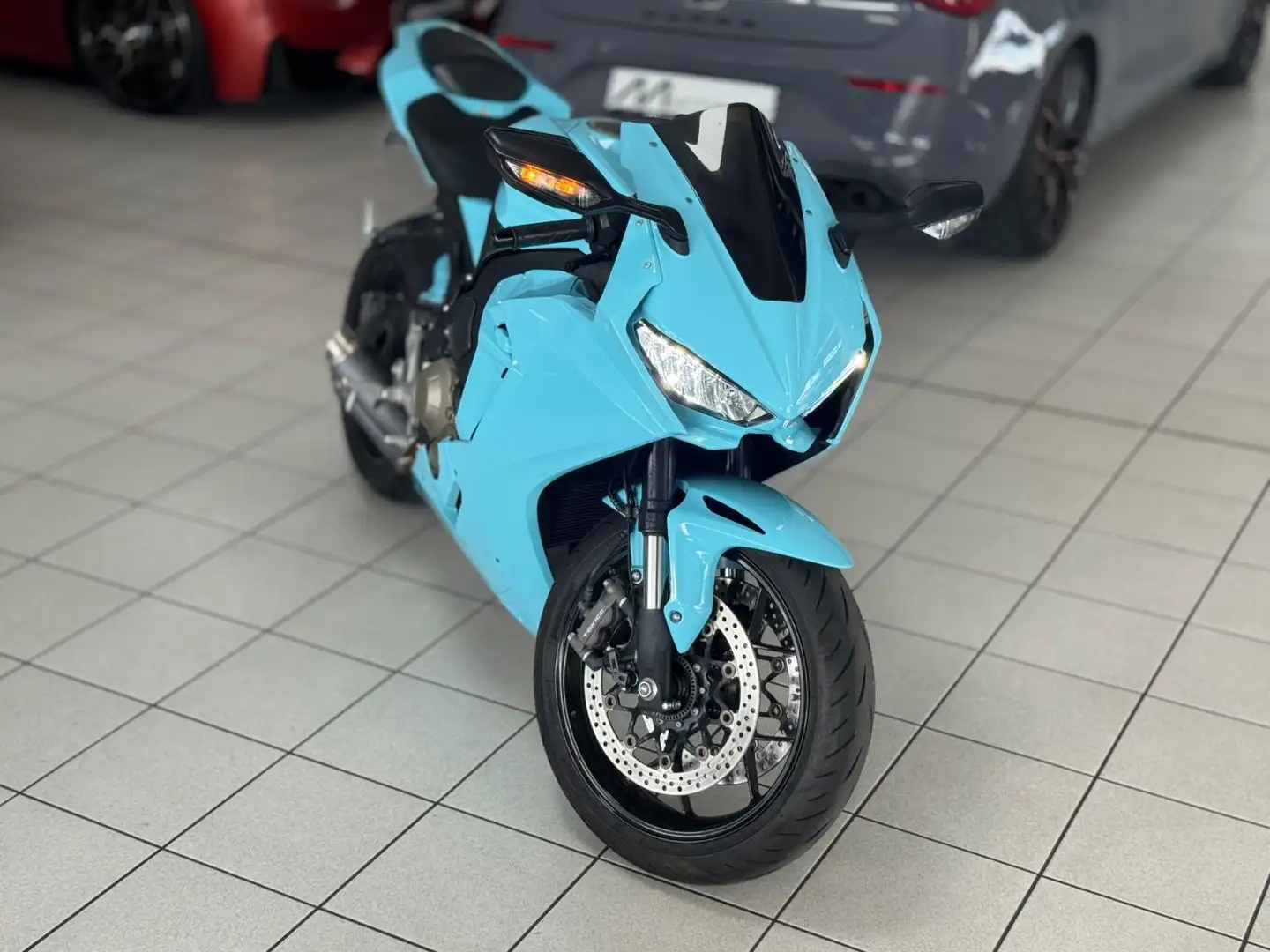 Honda CBR 1000 SC77 Bleu - 1