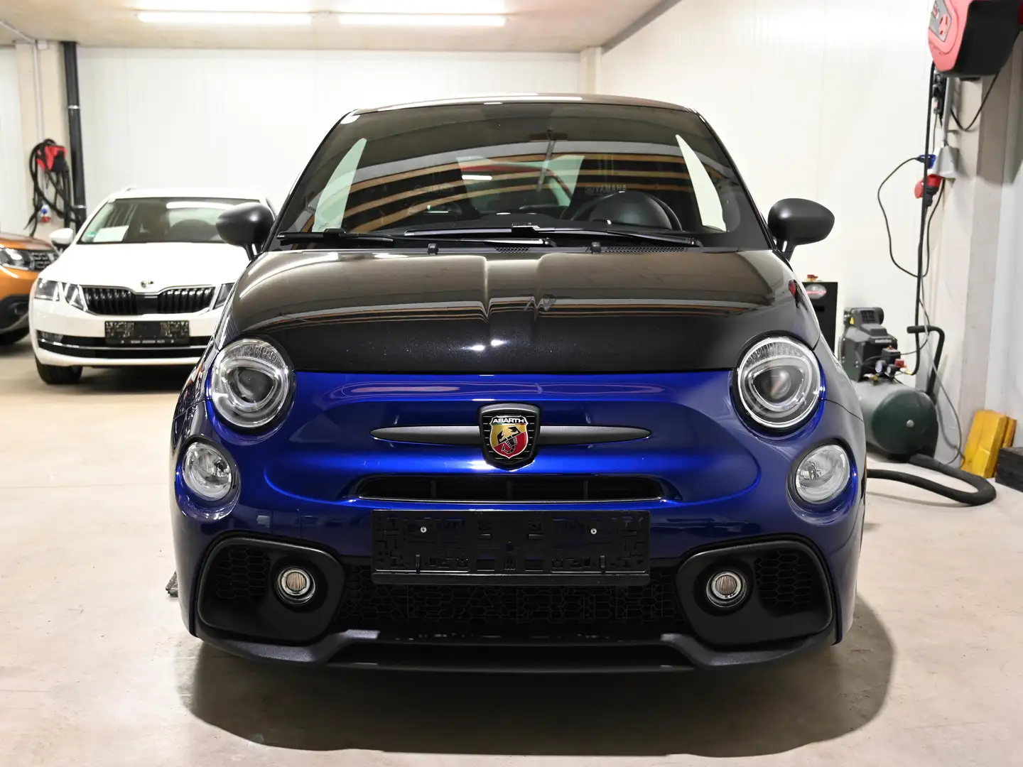 Abarth 500 Abarth 595 Yamaha Factory Racing | 18.500km| 1A Blau - 2