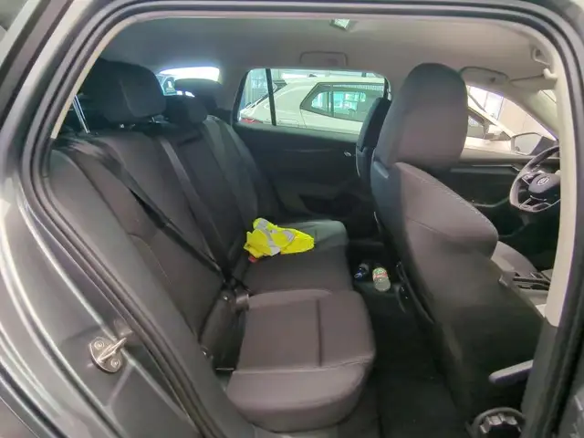 Skoda Octavia view 10