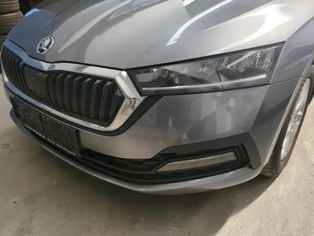 Skoda Octavia view 6