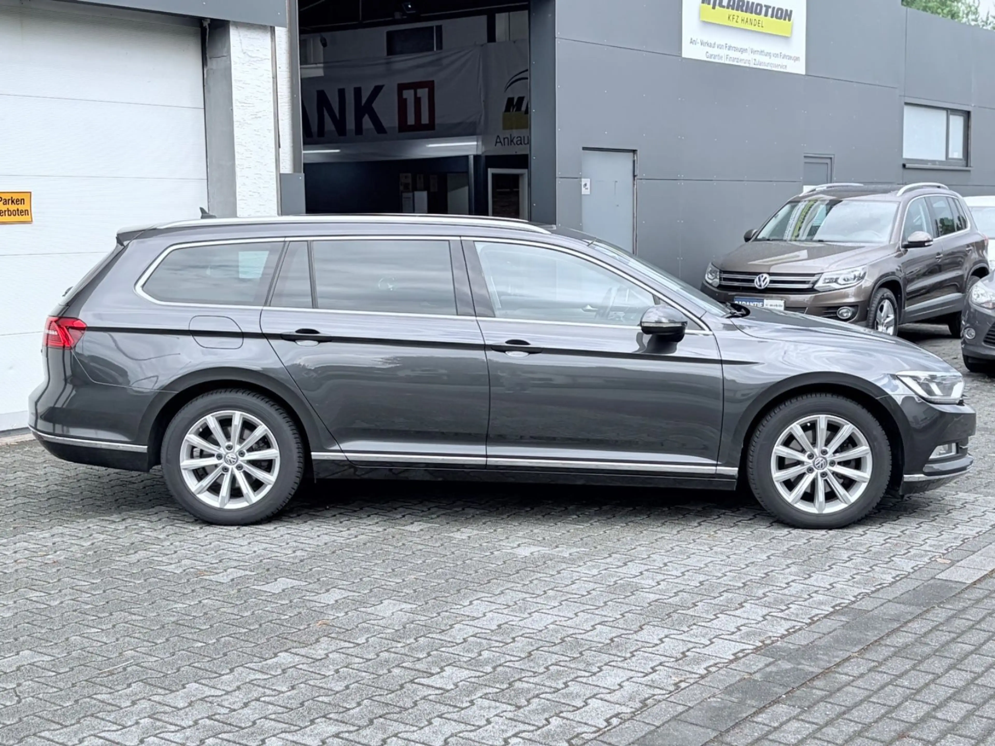 Volkswagen Passat Variant Highline Automatik LED AHK Kamera — photo 7