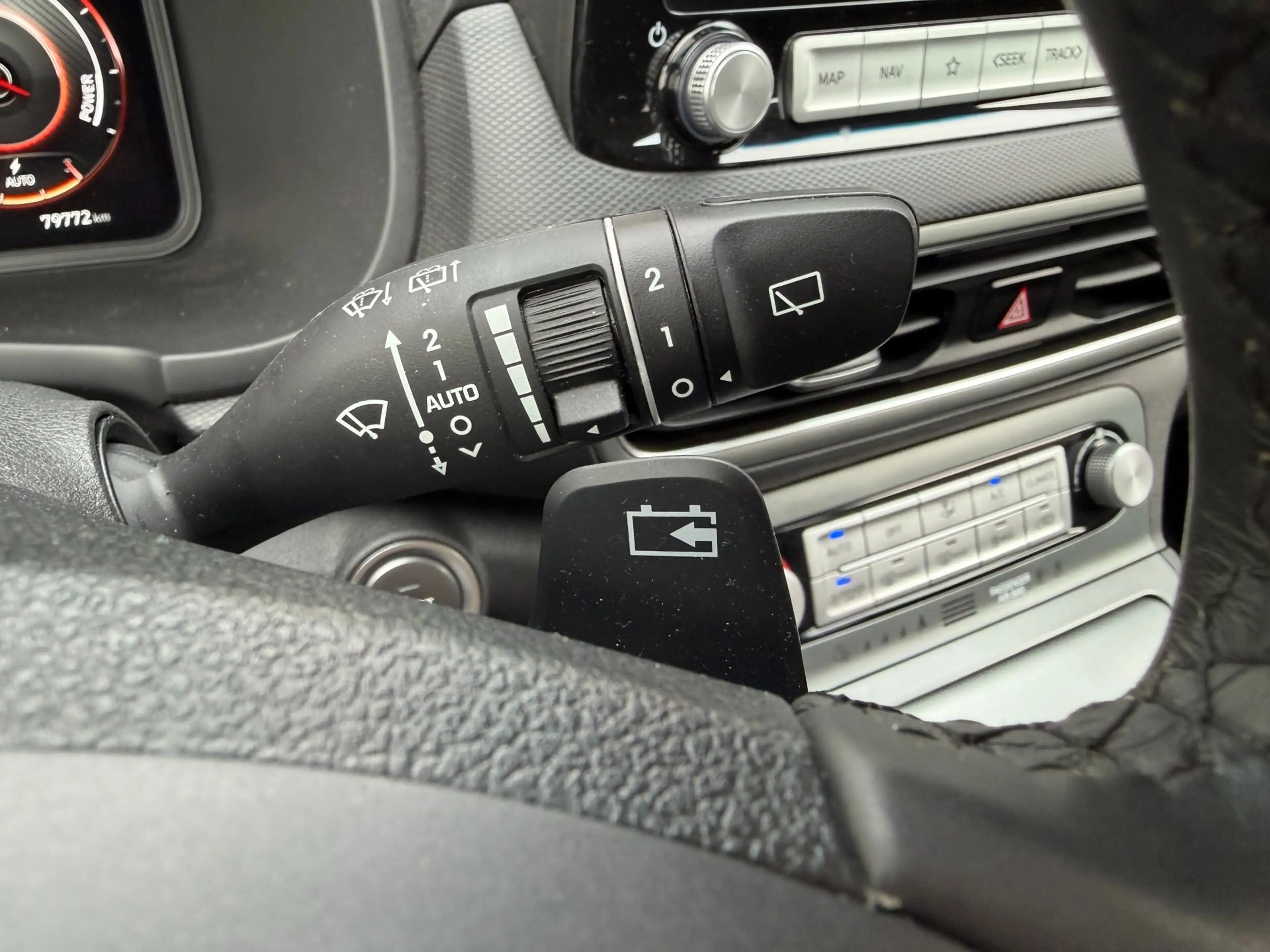 Hyundai KONA EV Premium 64 kWh ACC l WARMTEPOMP l SoH 99% l CAM — photo 23