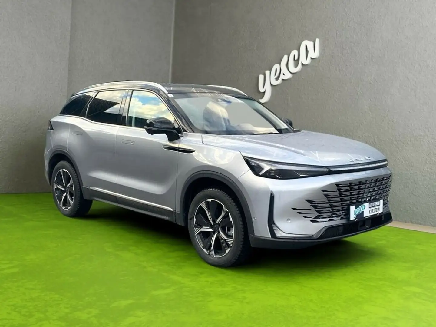 BAIC Beijing X75 Beijing X75 1,5 GDI 7 Gang Automatik Grau - 2