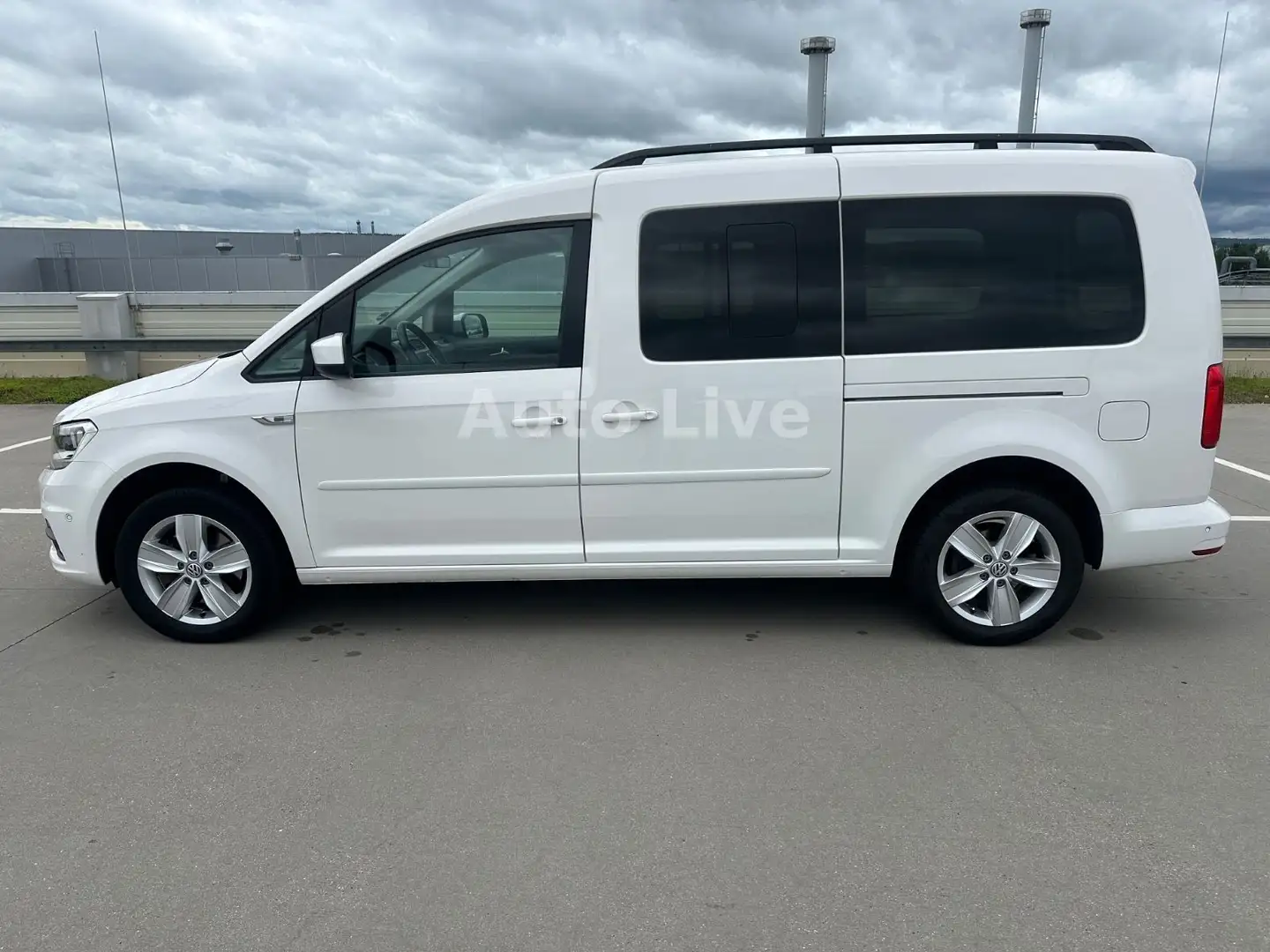 Volkswagen Caddy 2.0 TDI*MAXI*NAVI*TEMPOMAT*AHK*KLIMA Weiß - 2