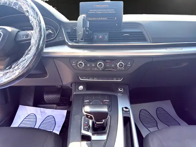 Audi Q5 view 15