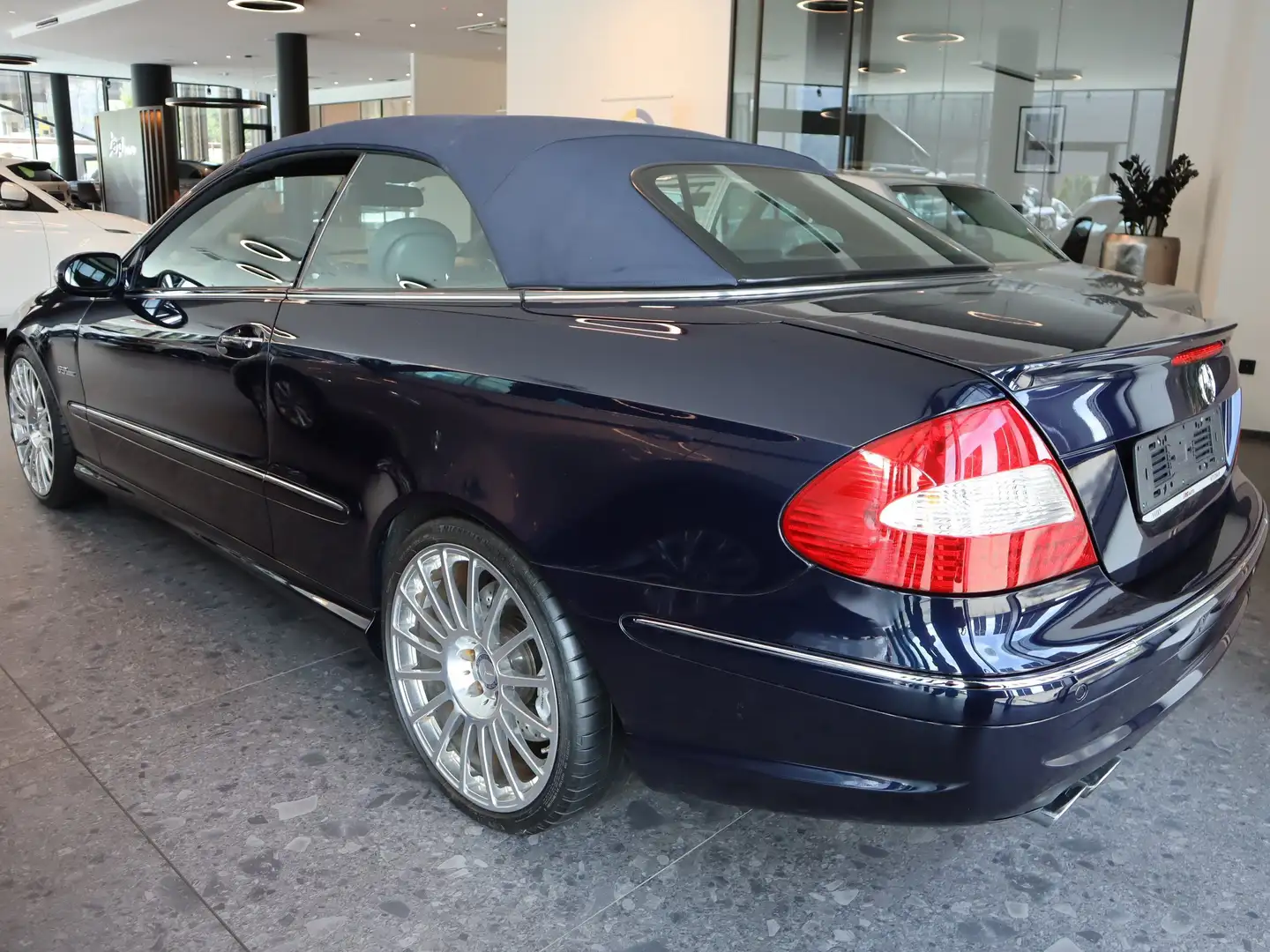 Mercedes-Benz CLK 63 AMG V8 481 CV CABRIO 6.300 CCM!  UNICA! Blau - 2