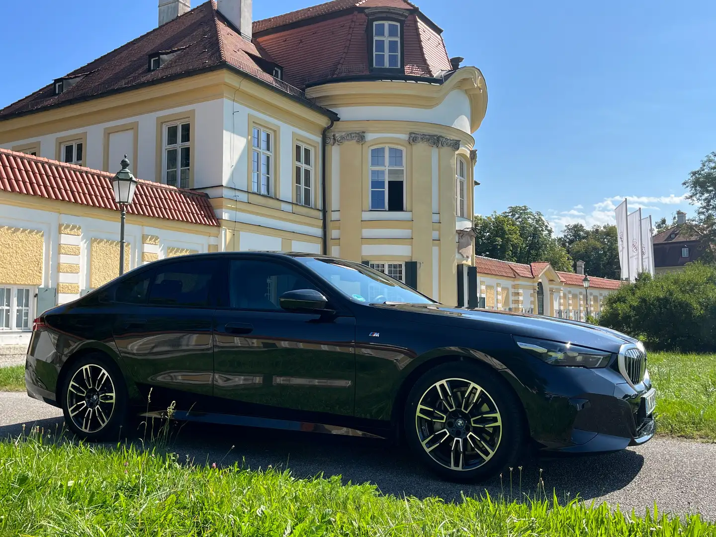 BMW i5 40 eDrive M Sport 1.Hand Travel/Inno/Comfort Negro - 2