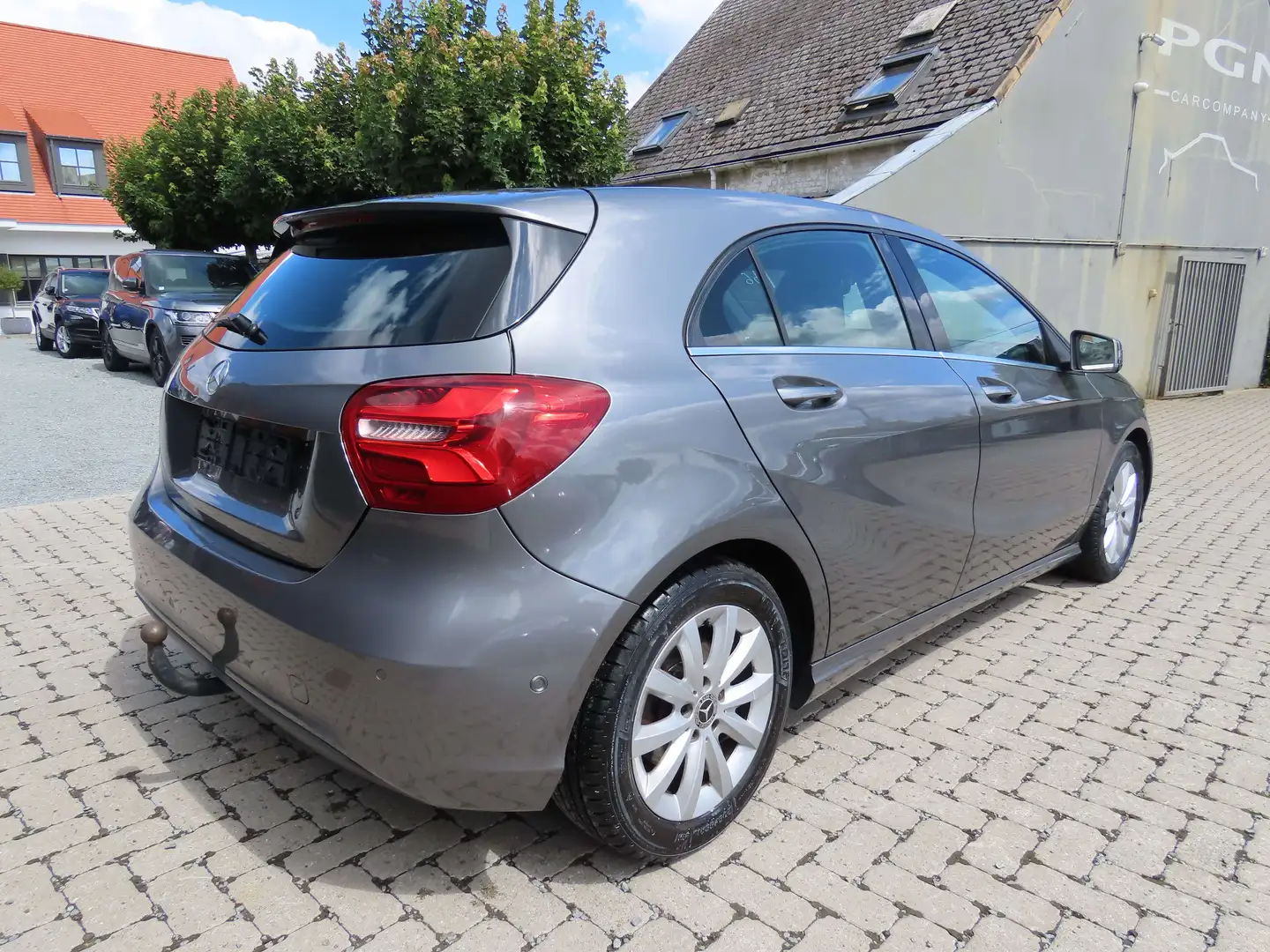 Mercedes-Benz A 180 A 180 d Gris - 2