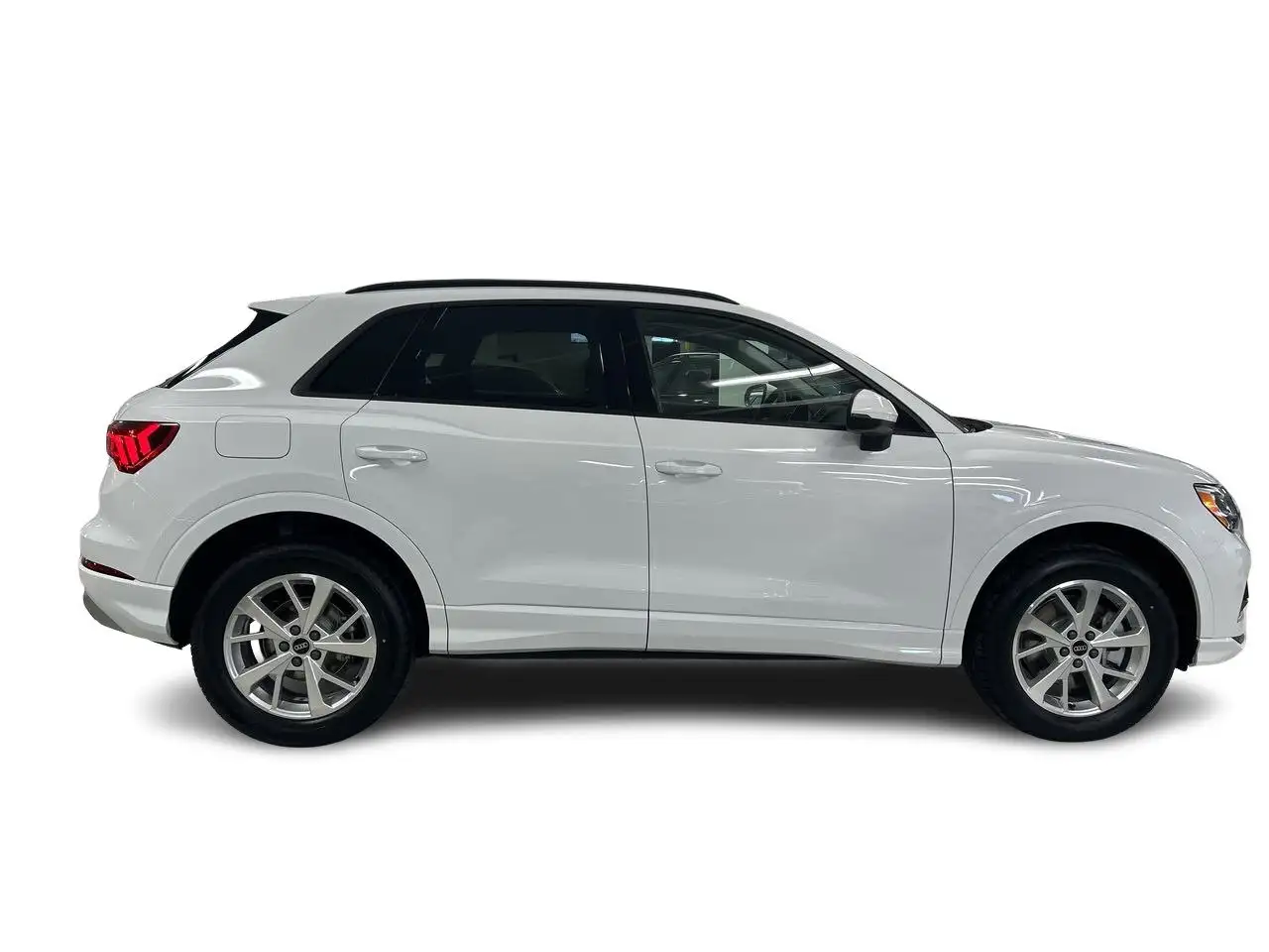 Audi Q3 снимка Audi Q3
