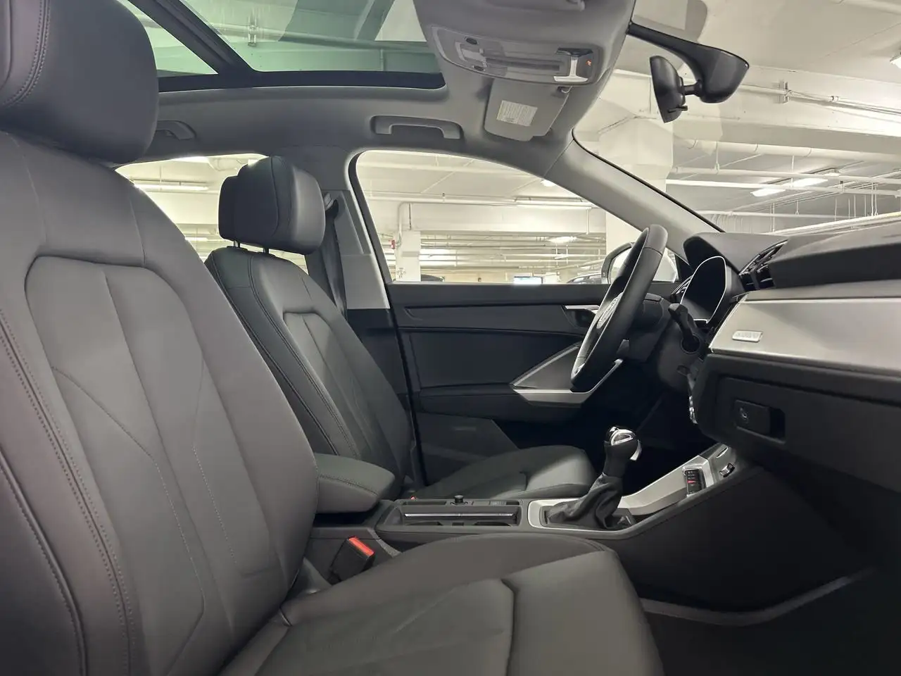 Audi Q3 снимка Audi Q3