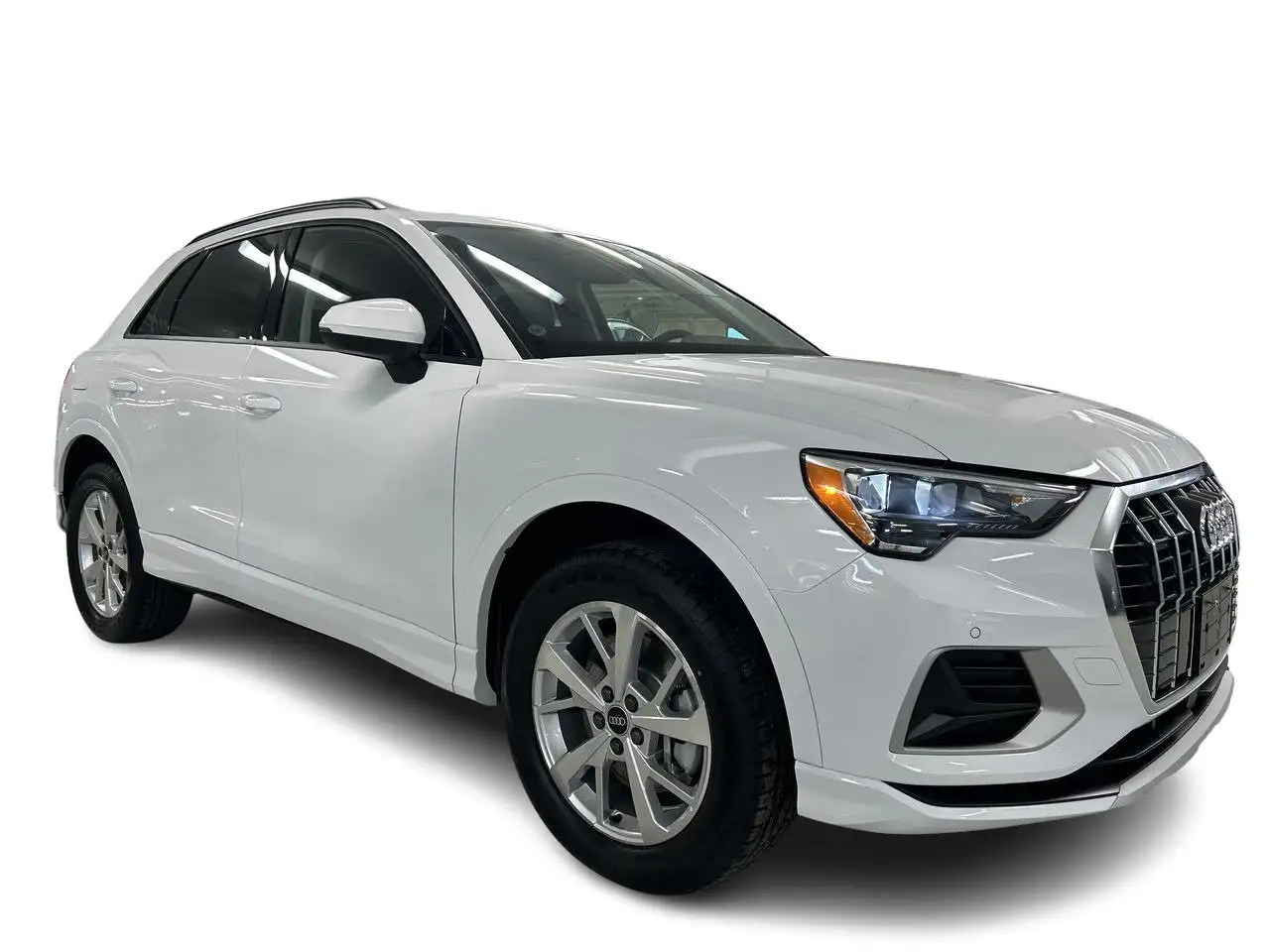 Audi Q3 снимка Audi Q3
