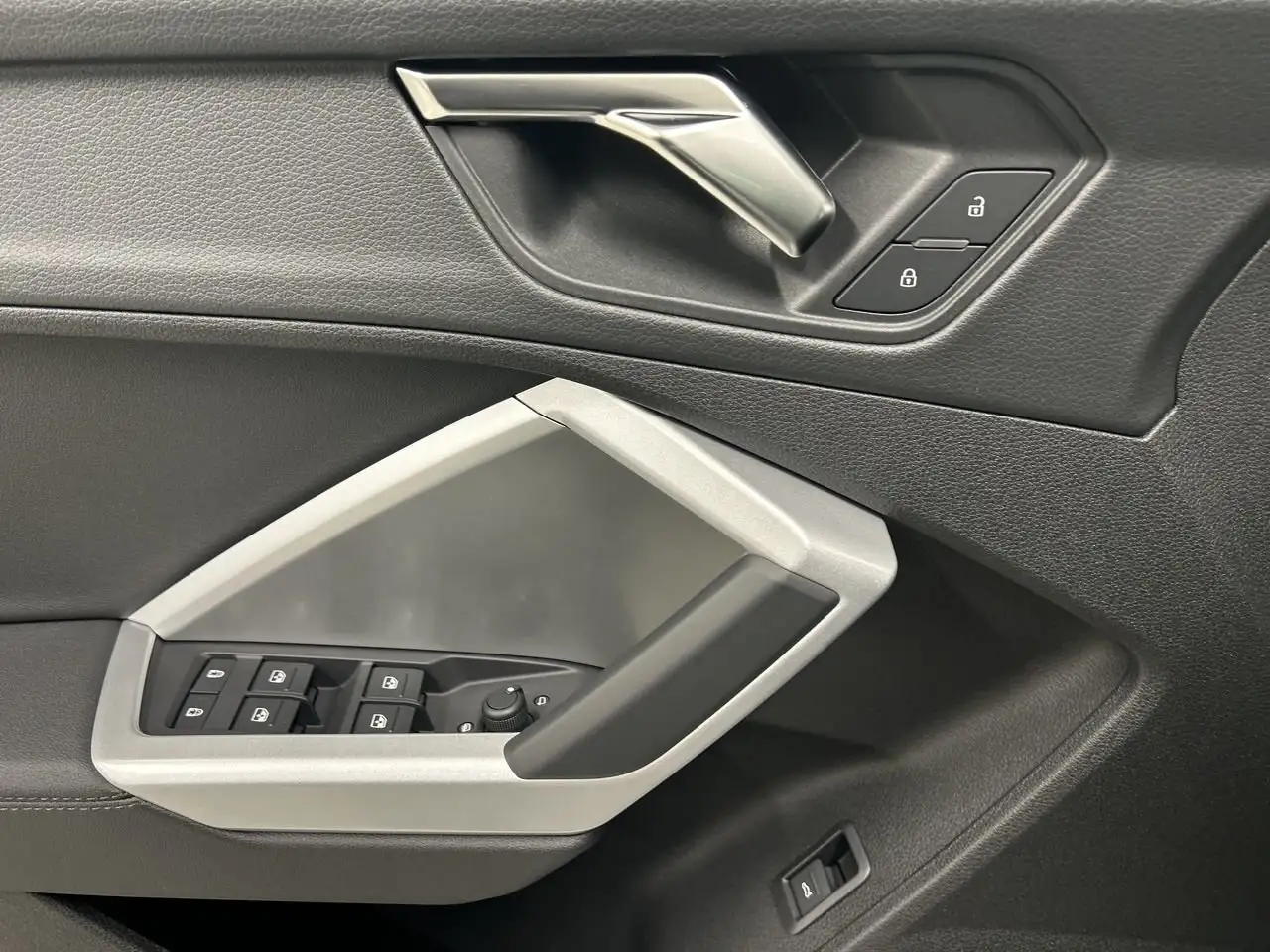 Audi Q3 снимка Audi Q3