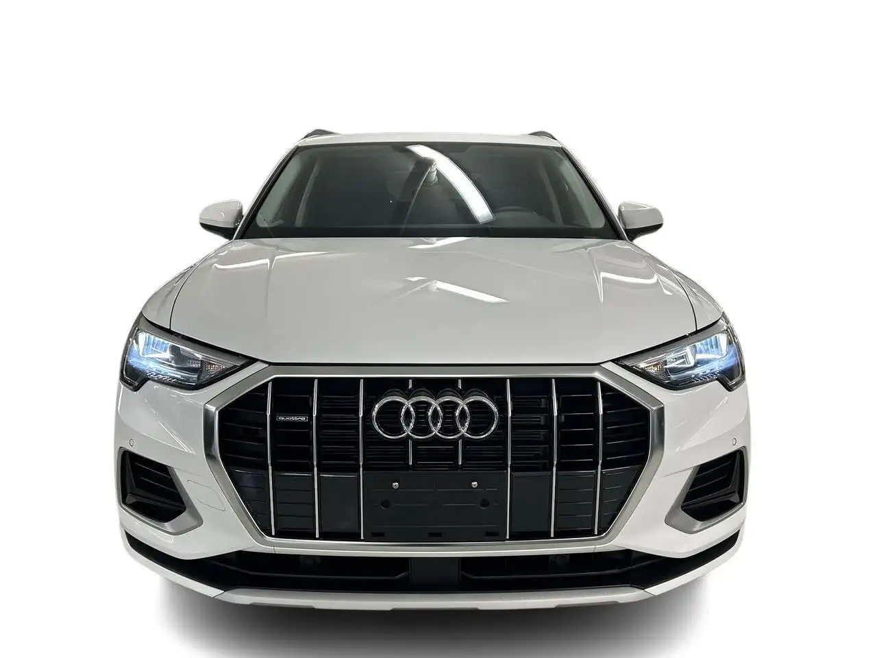 Audi Q3 снимка Audi Q3
