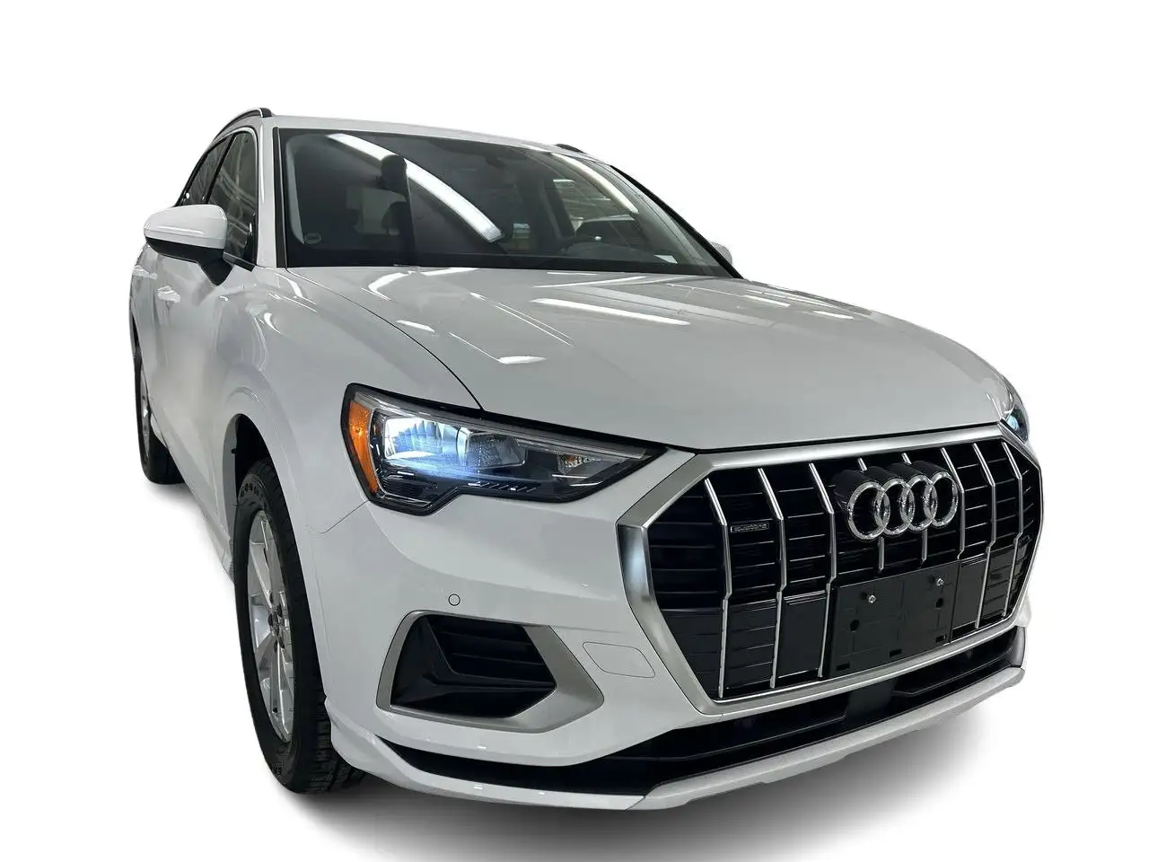Audi Q3 снимка Audi Q3