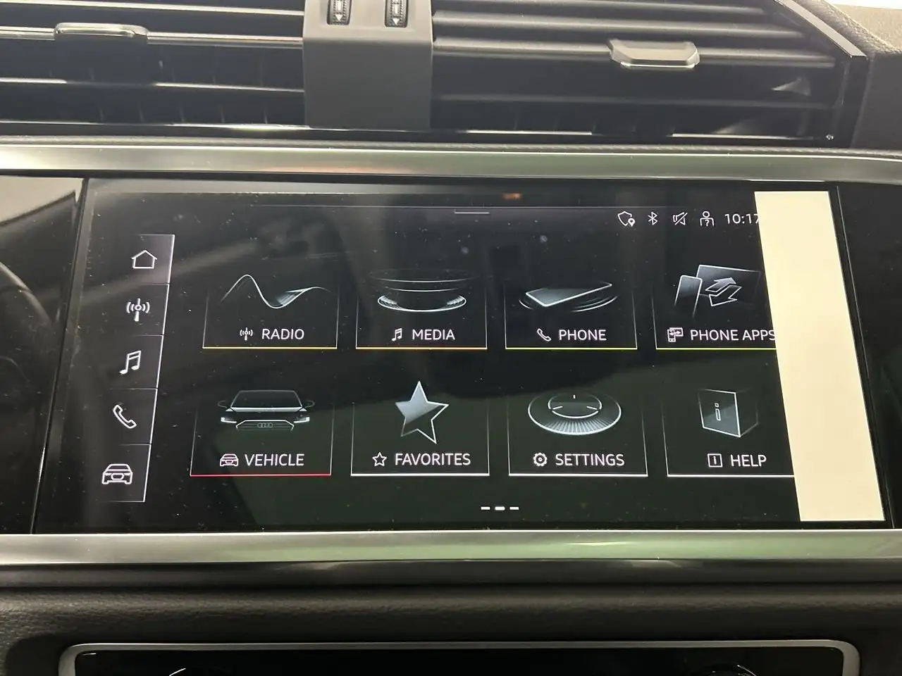 Audi Q3 снимка Audi Q3