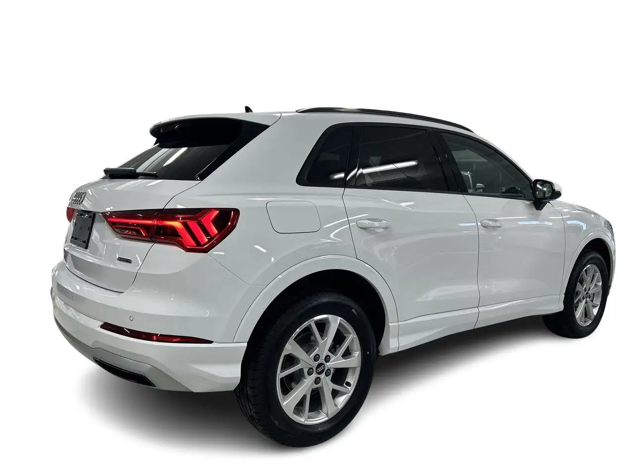 Audi Q3 снимка Audi Q3