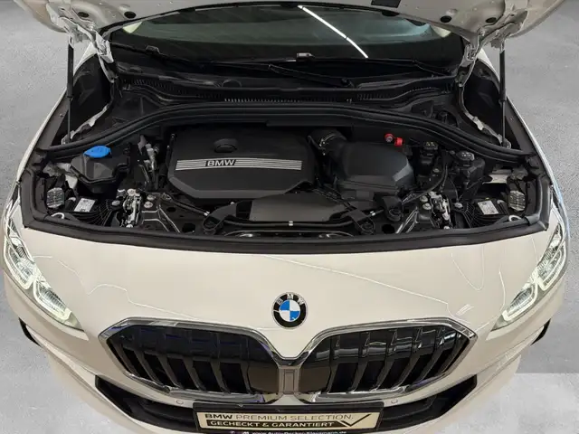 BMW 2 Series view 14