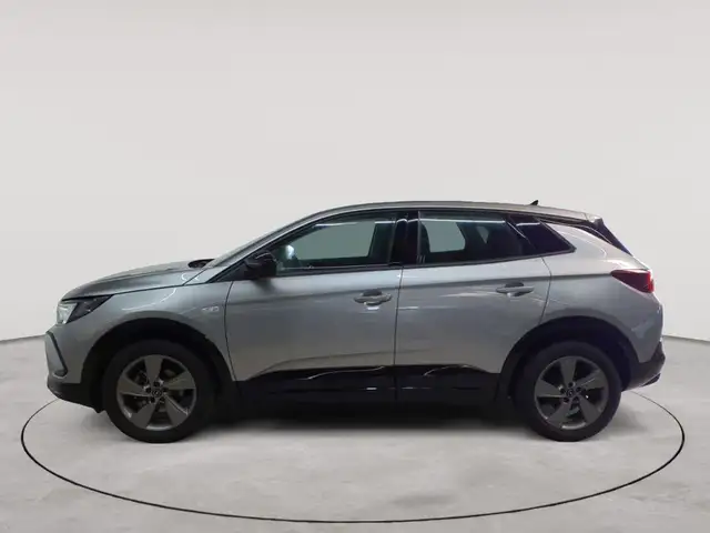 Opel Grandland view 6
