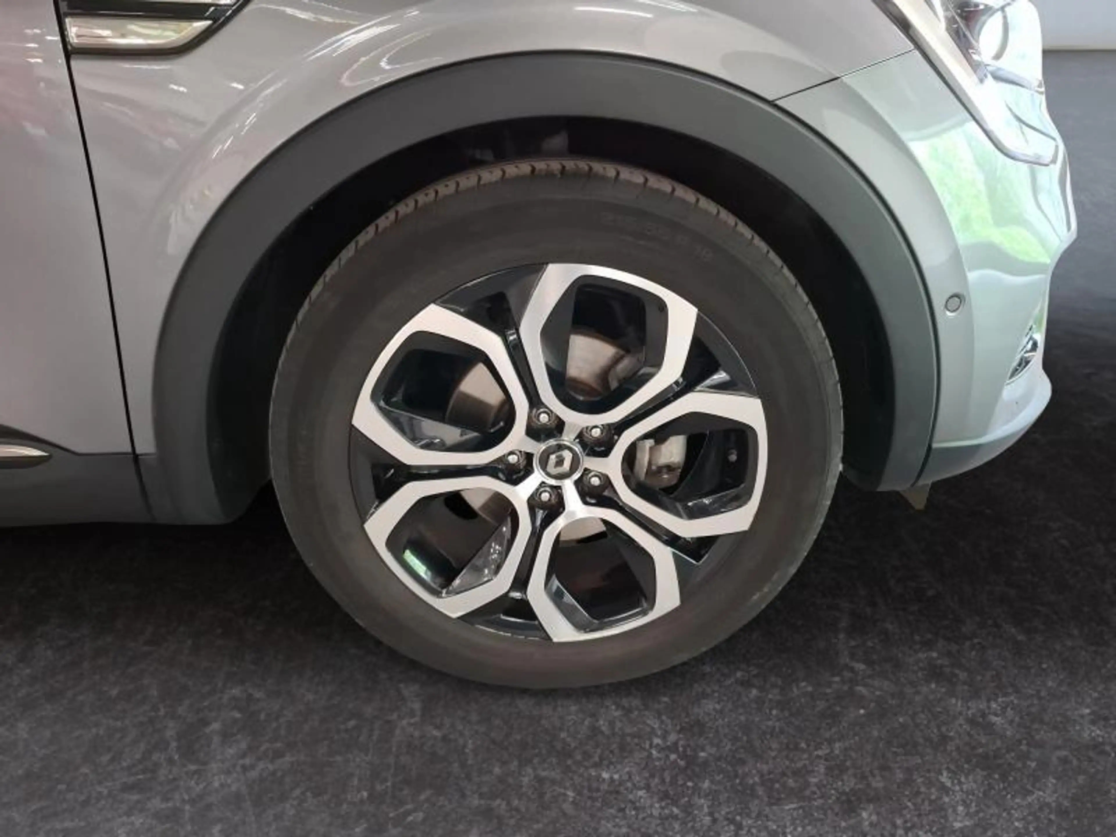 Renault Arkana Intens — photo 10