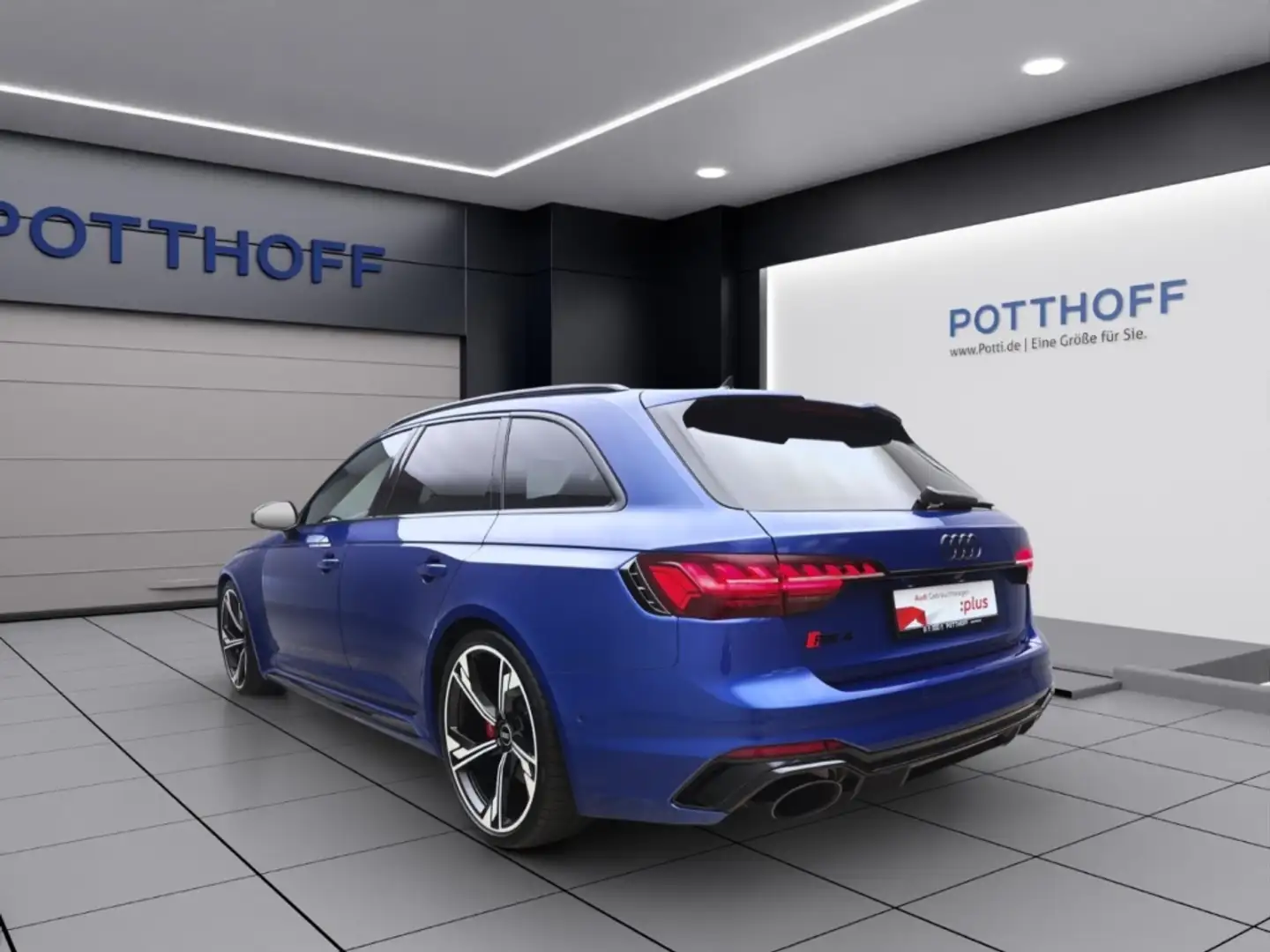 Audi RS4 Avant Q PANO NAVI+ MATRIX B&O HuD Blau - 2